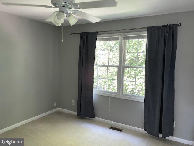 POTOMAC LAKES - Residential Lease