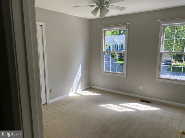 POTOMAC LAKES - Residential Lease