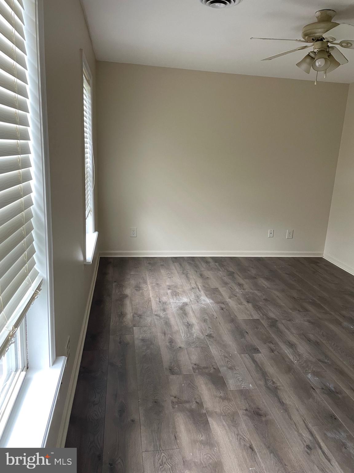 STONE GATE - Residential Lease