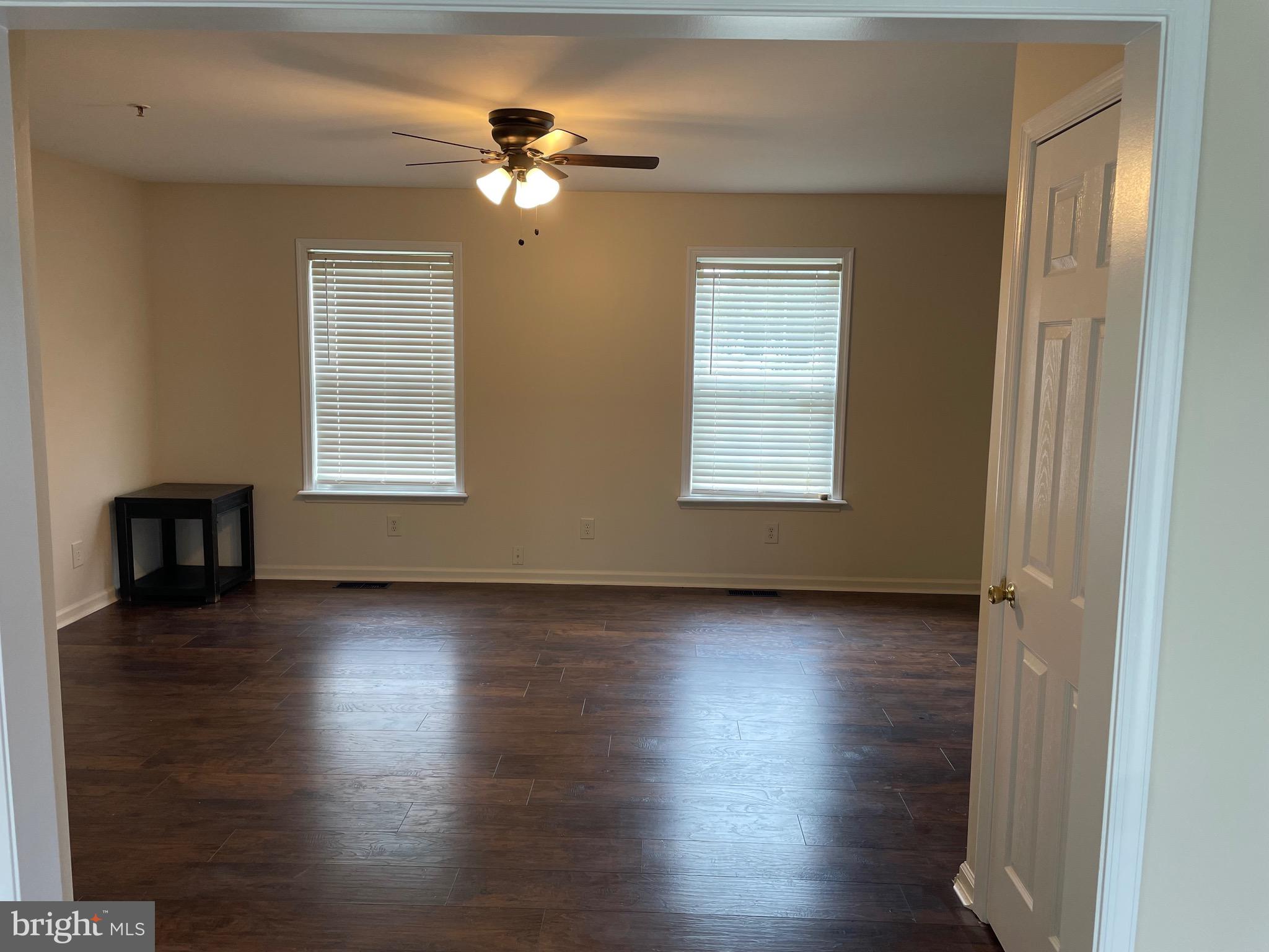 STONE GATE - Residential Lease