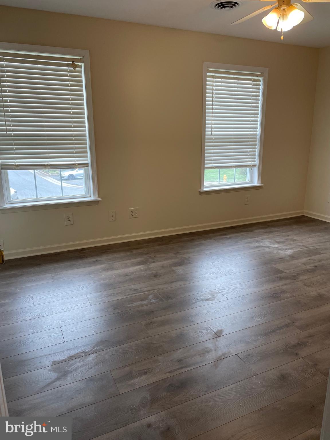 STONE GATE - Residential Lease