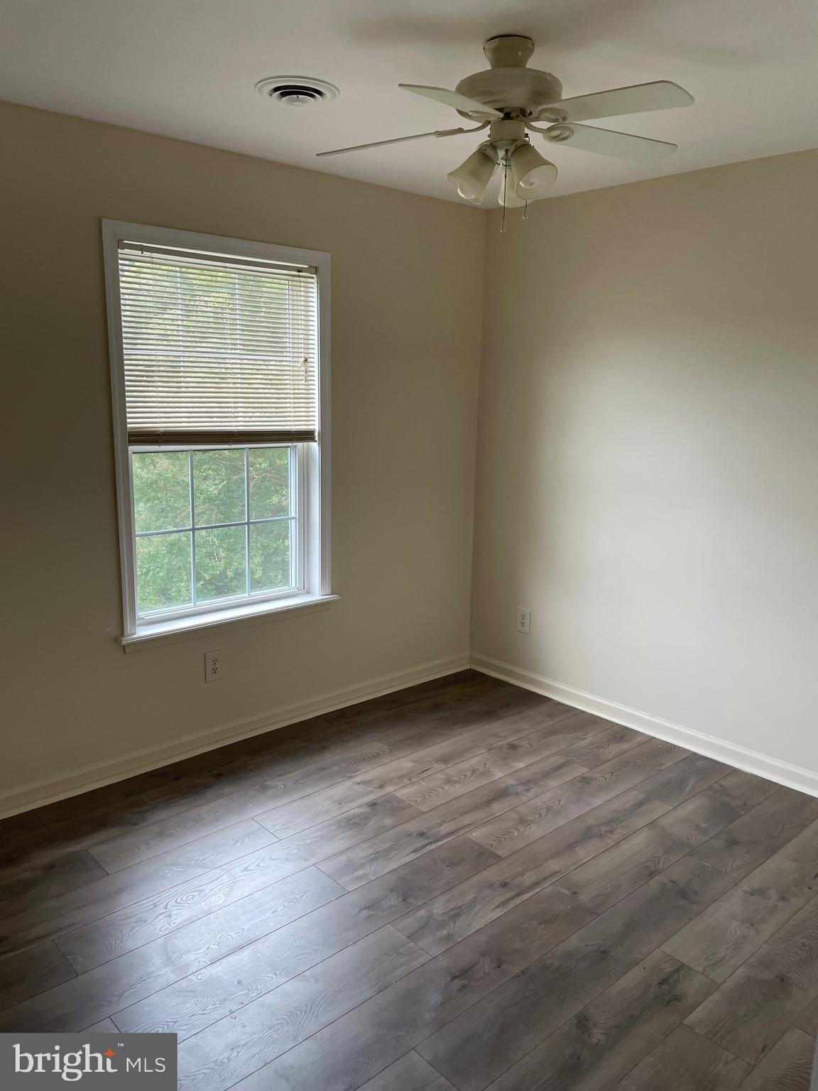 STONE GATE - Residential Lease