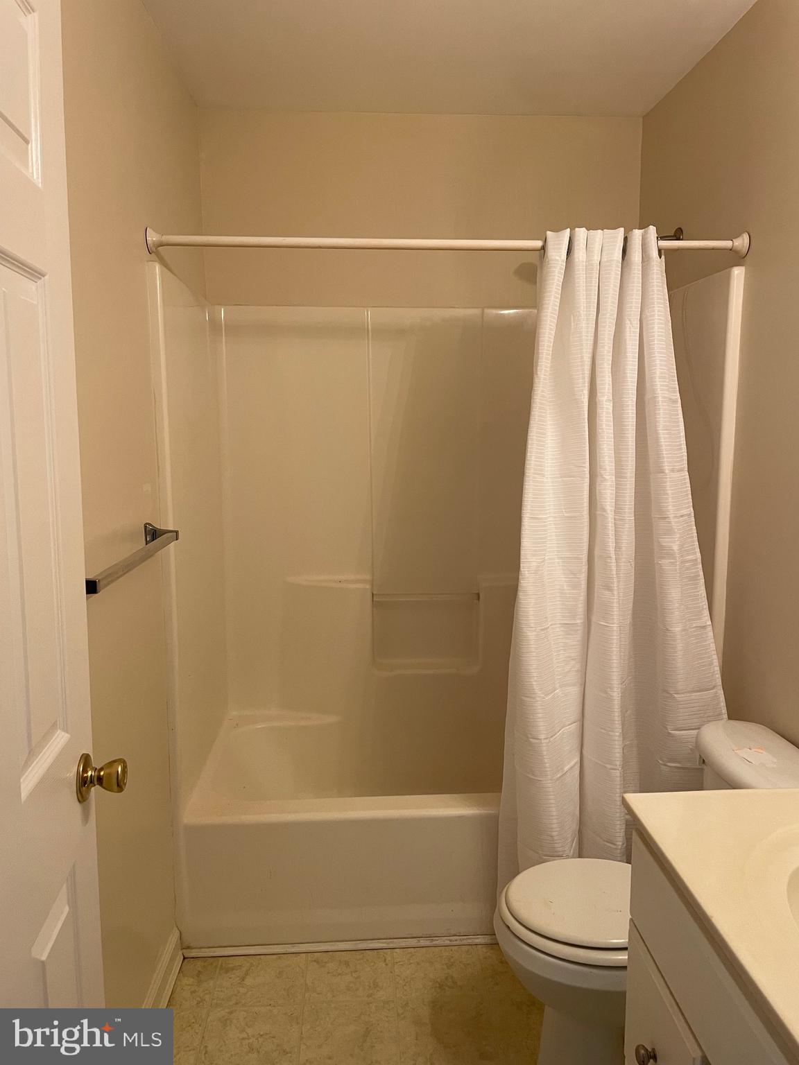 STONE GATE - Residential Lease