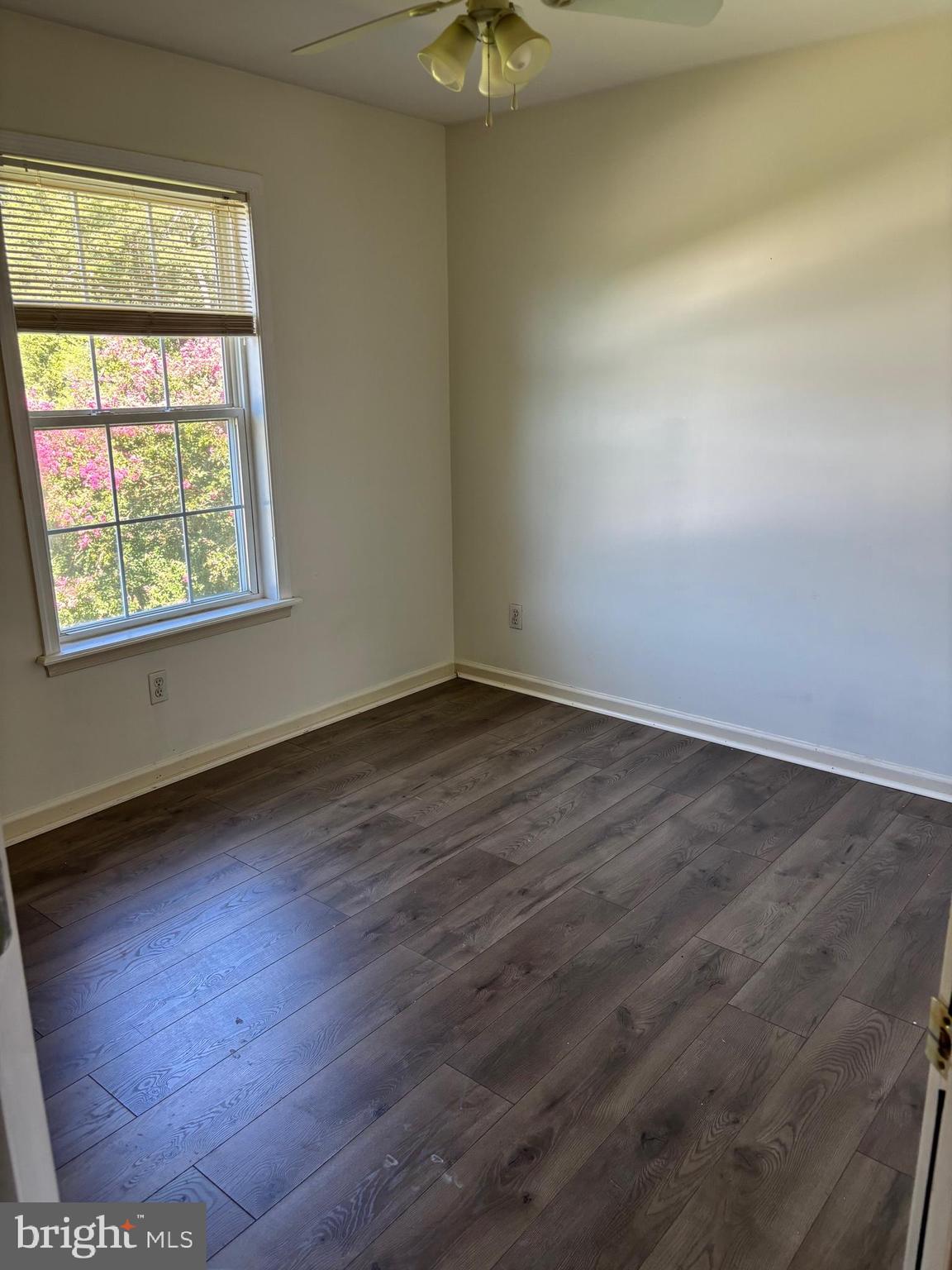 STONE GATE - Residential Lease