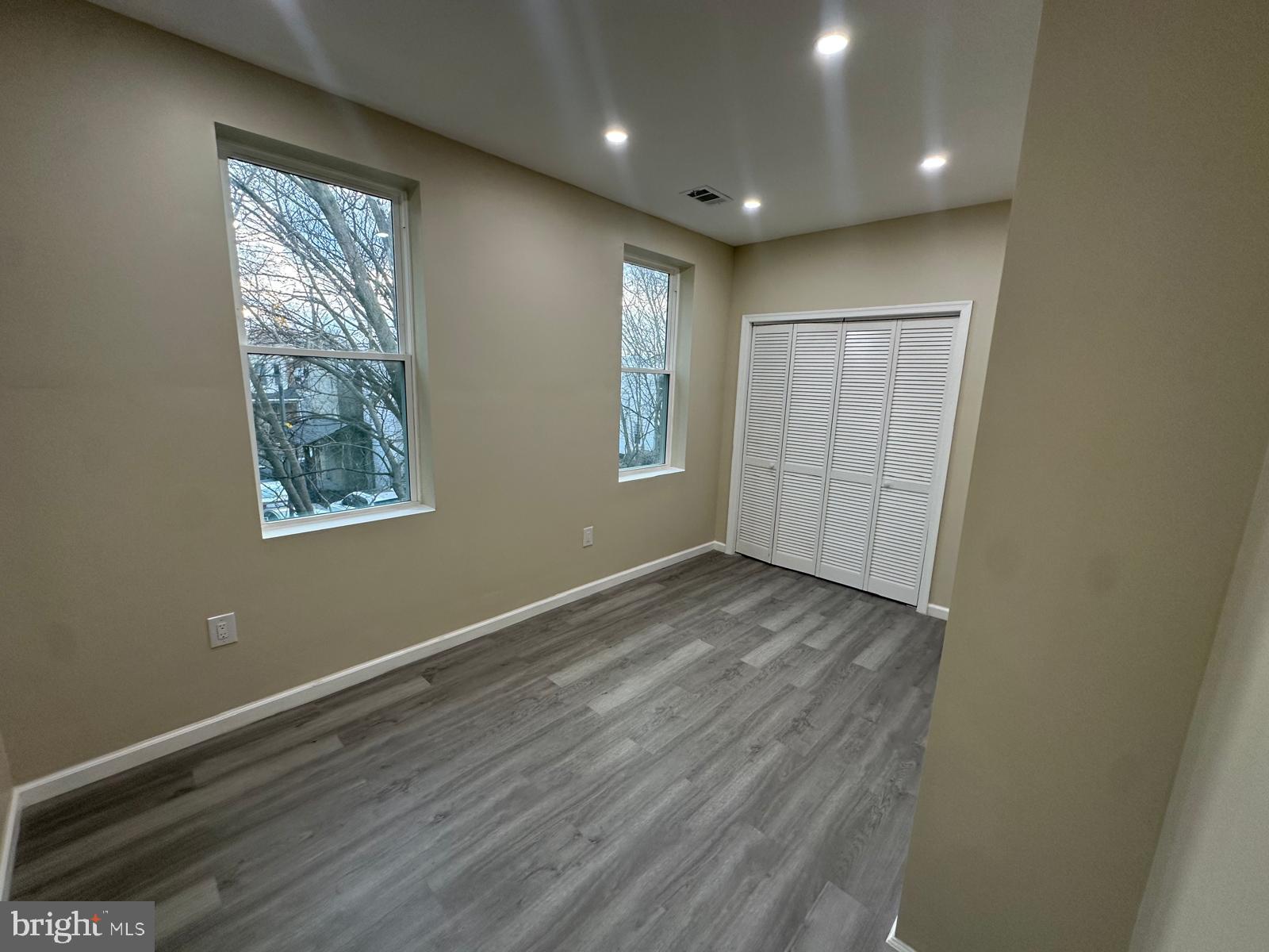 FRANKFORD - Residential