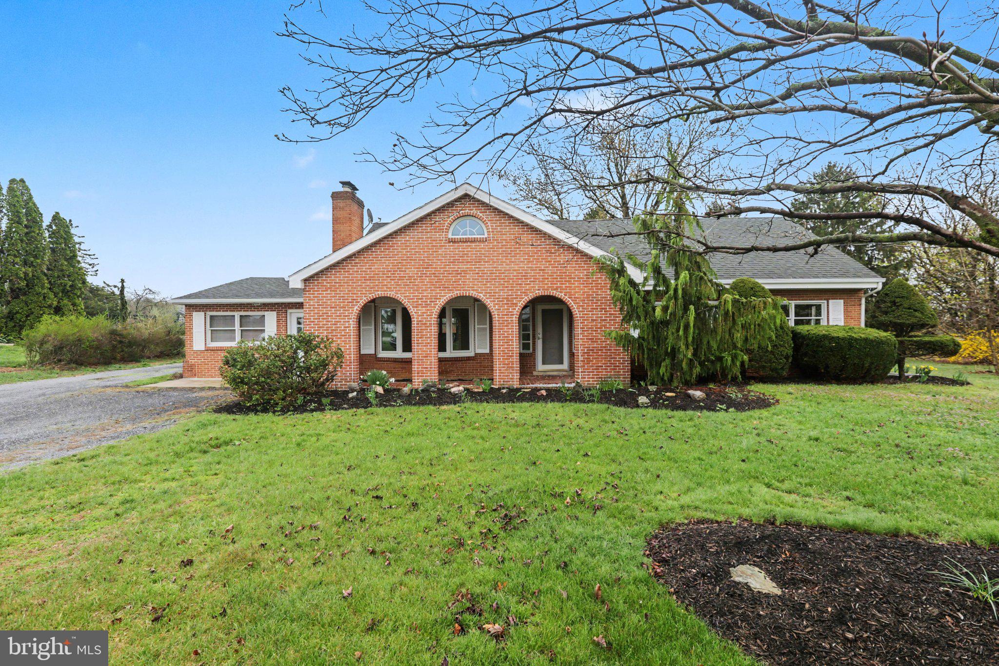 205 N MIDDLESEX ROAD