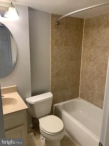 HOLLY HILL CONDOMINIUMS - Residential