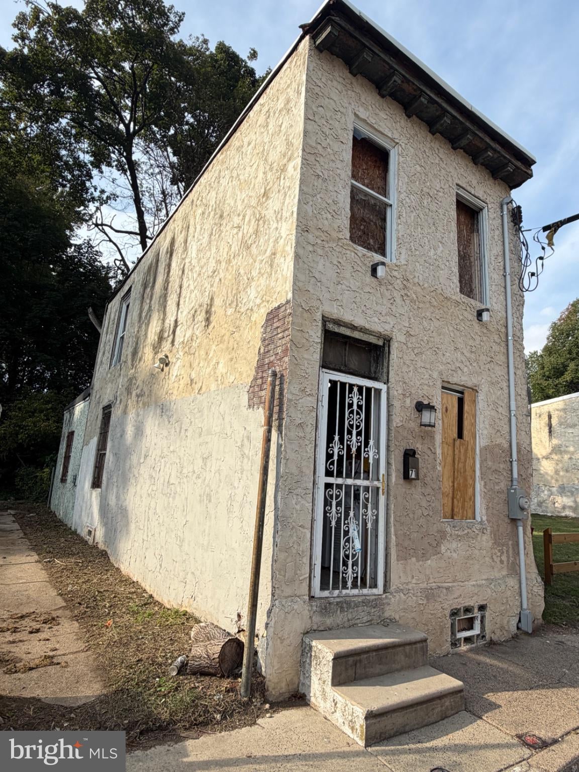 71 E ASHMEAD STREET