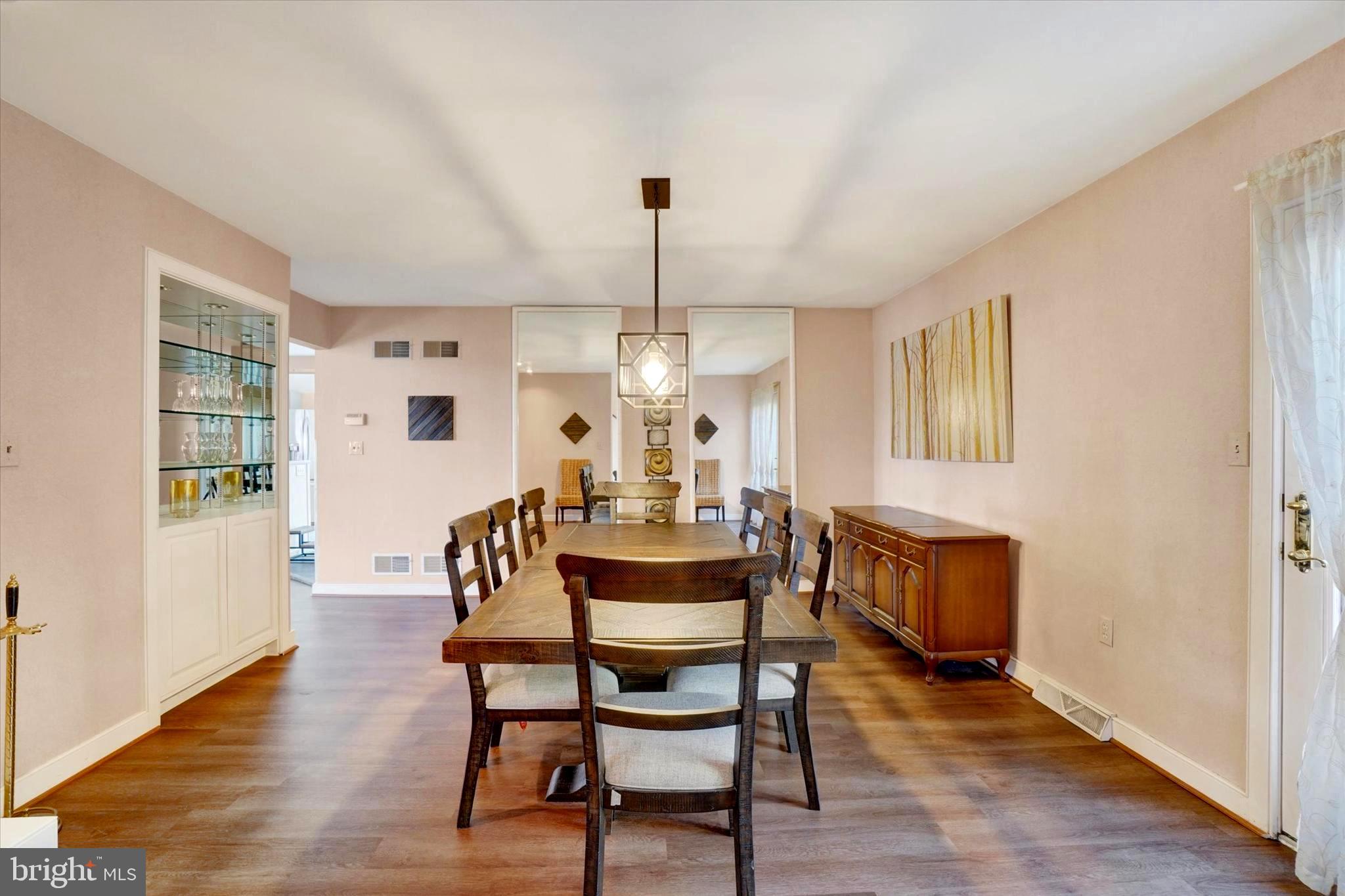 SPRING HILL ACRES - Residential