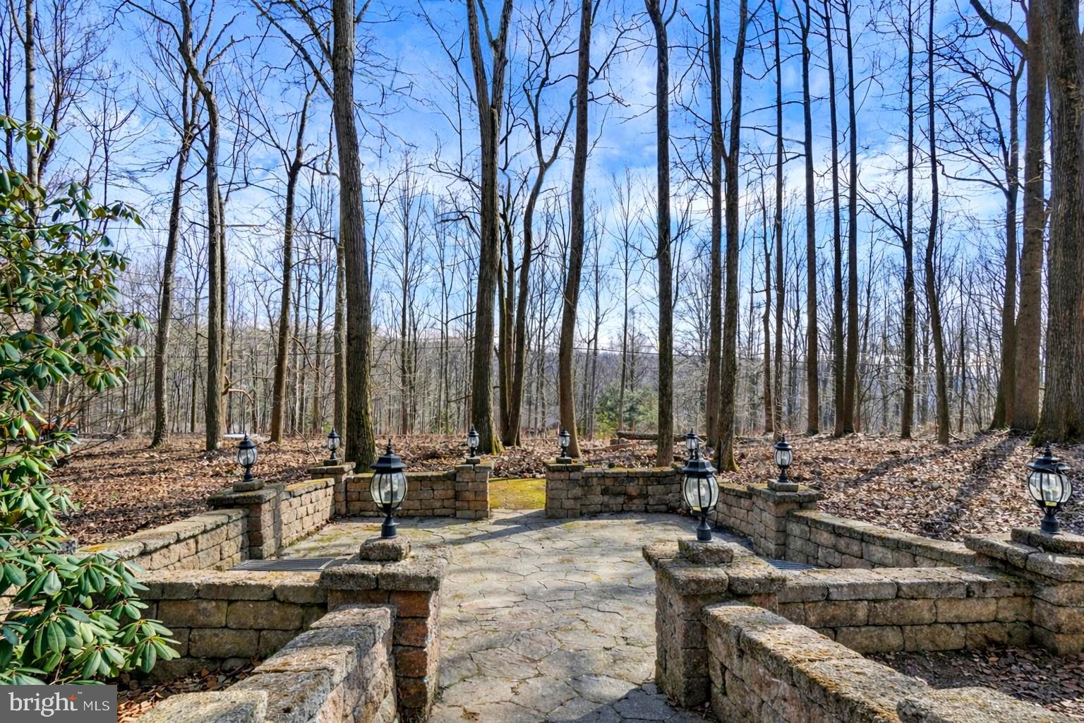 SPRING HILL ACRES - Residential