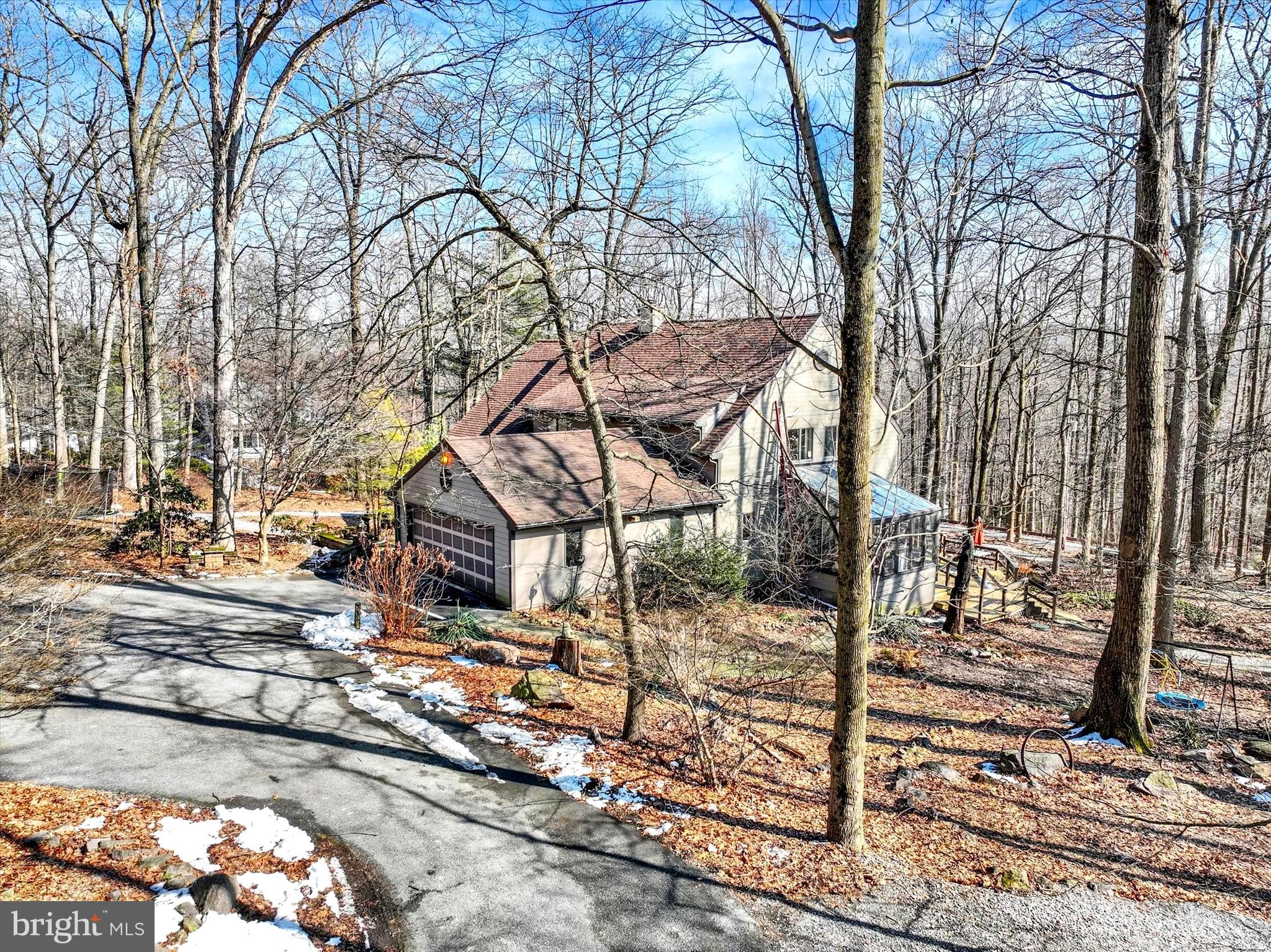 SPRING HILL ACRES - Residential