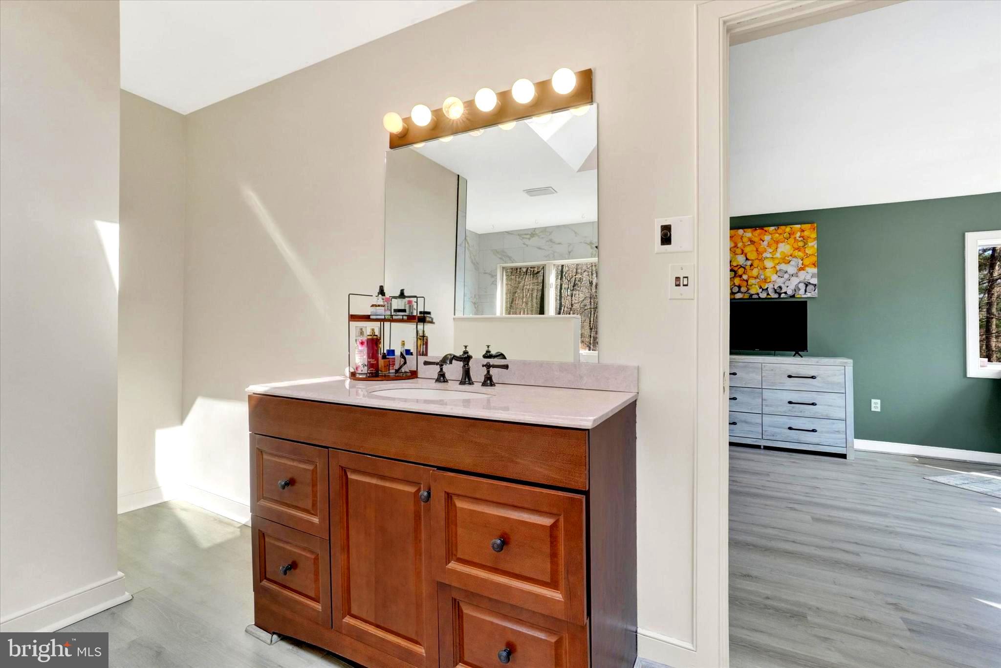 SPRING HILL ACRES - Residential