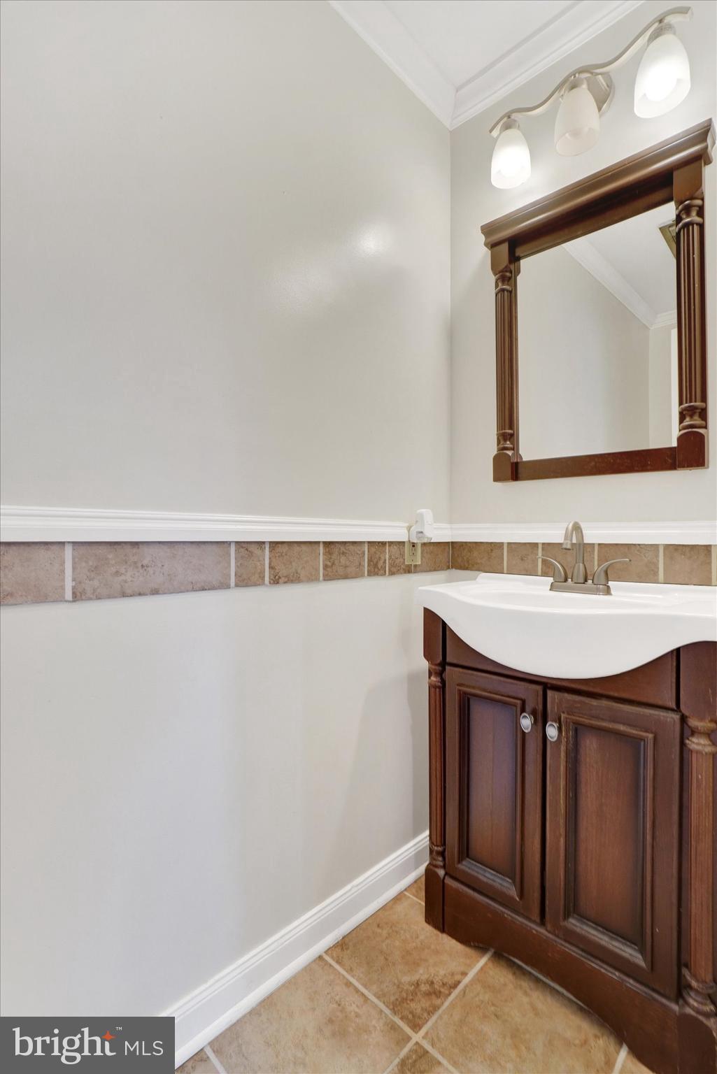 SPRING HILL ACRES - Residential