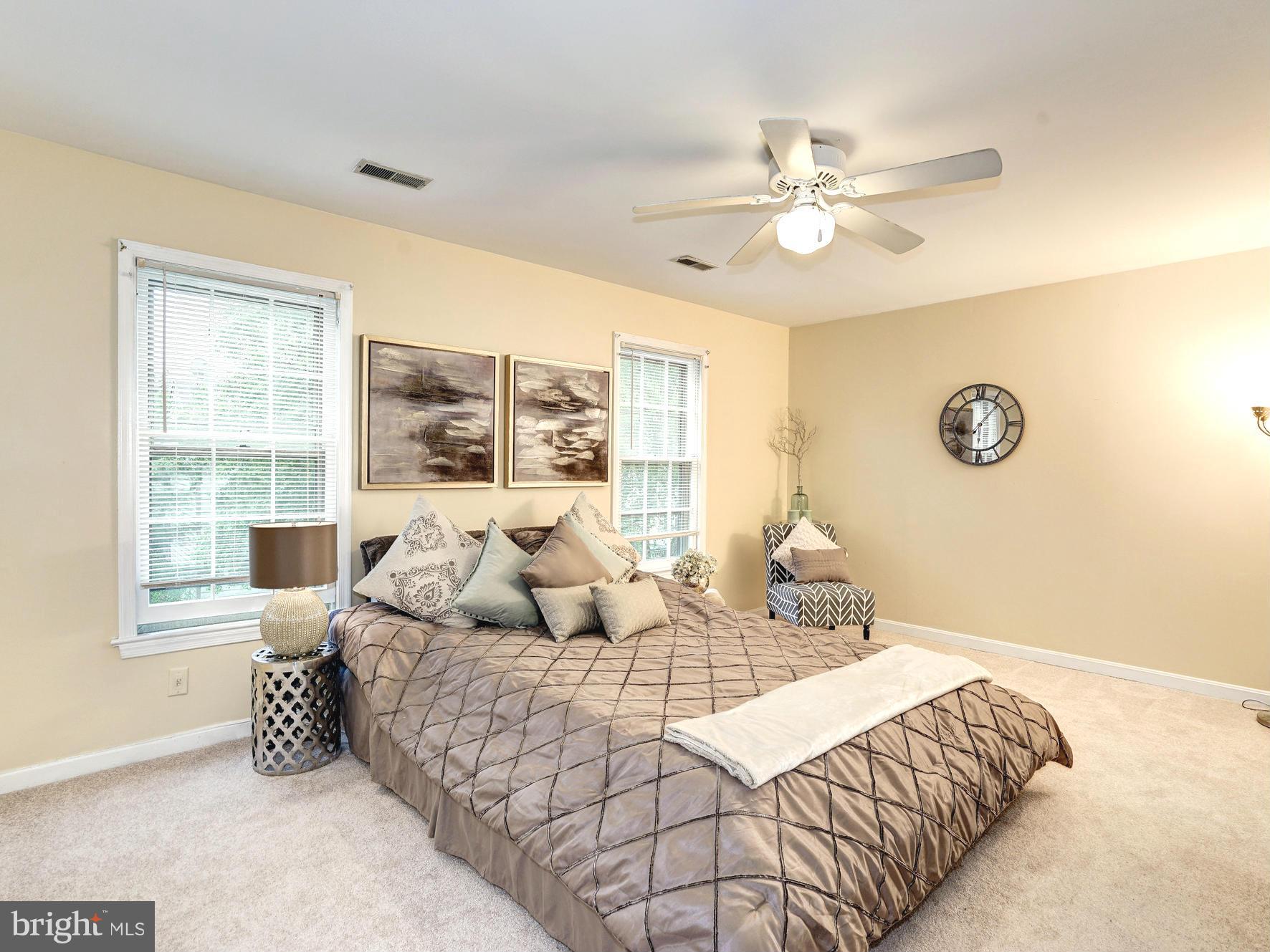 COLONY PARK - Residential