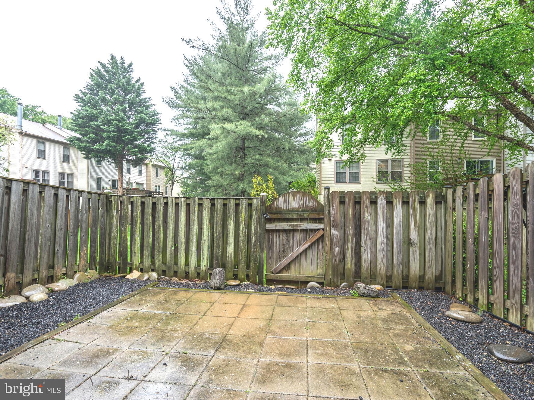 COLONY PARK - Residential