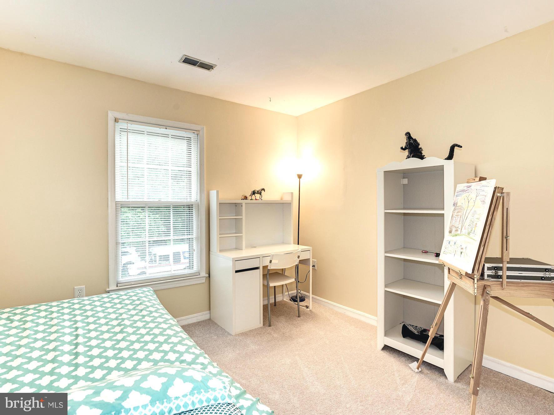 COLONY PARK - Residential