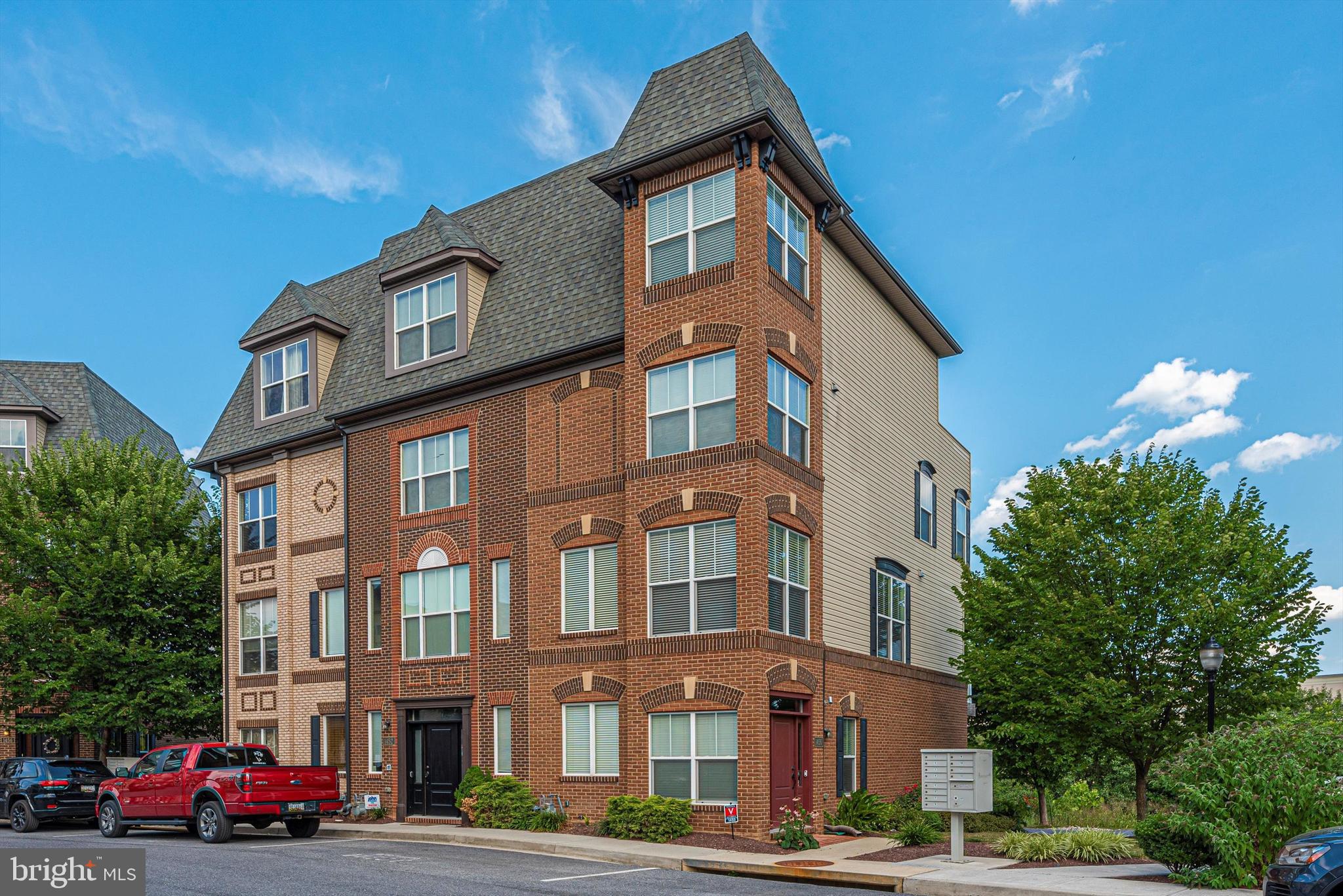Welcome Home to this highly sought after End Unit with 4th floor Loft bedroom and access to Rooftop Terrace. Special features include hardwood floors, granite counter tops, gas range, double wall oven, stainless steel appliances, Balcony off kitchen, and 3rd floor Master Suite. Convenient walkable location to shopping, restaurants, Monocacy River, walking path, playground, soccer field, just Minutes to Downtown Frederick with easy Commuter Access.