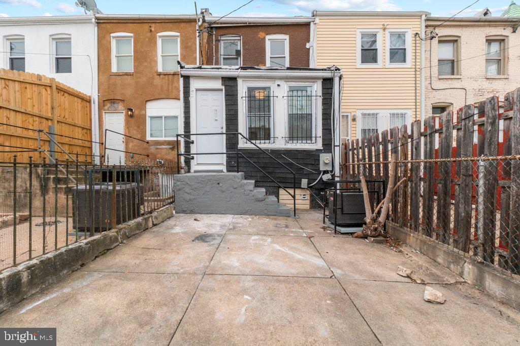 EAGER PARK TOWNHOMES - Residential