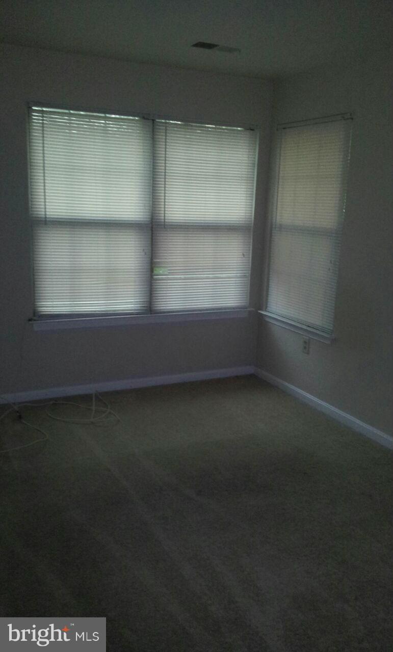 CLUSTERS AT WOODLAWN - Residential