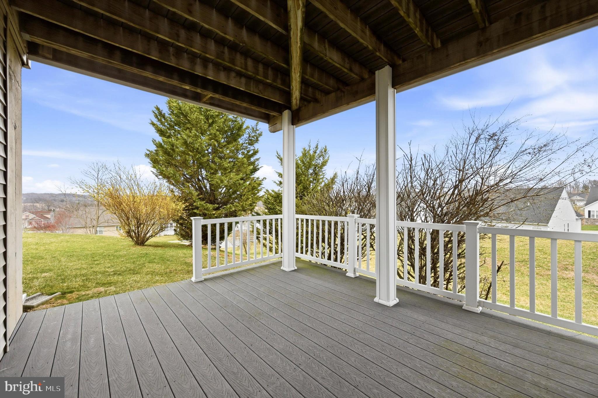 VILLAGES AT HILLVIEW - Residential