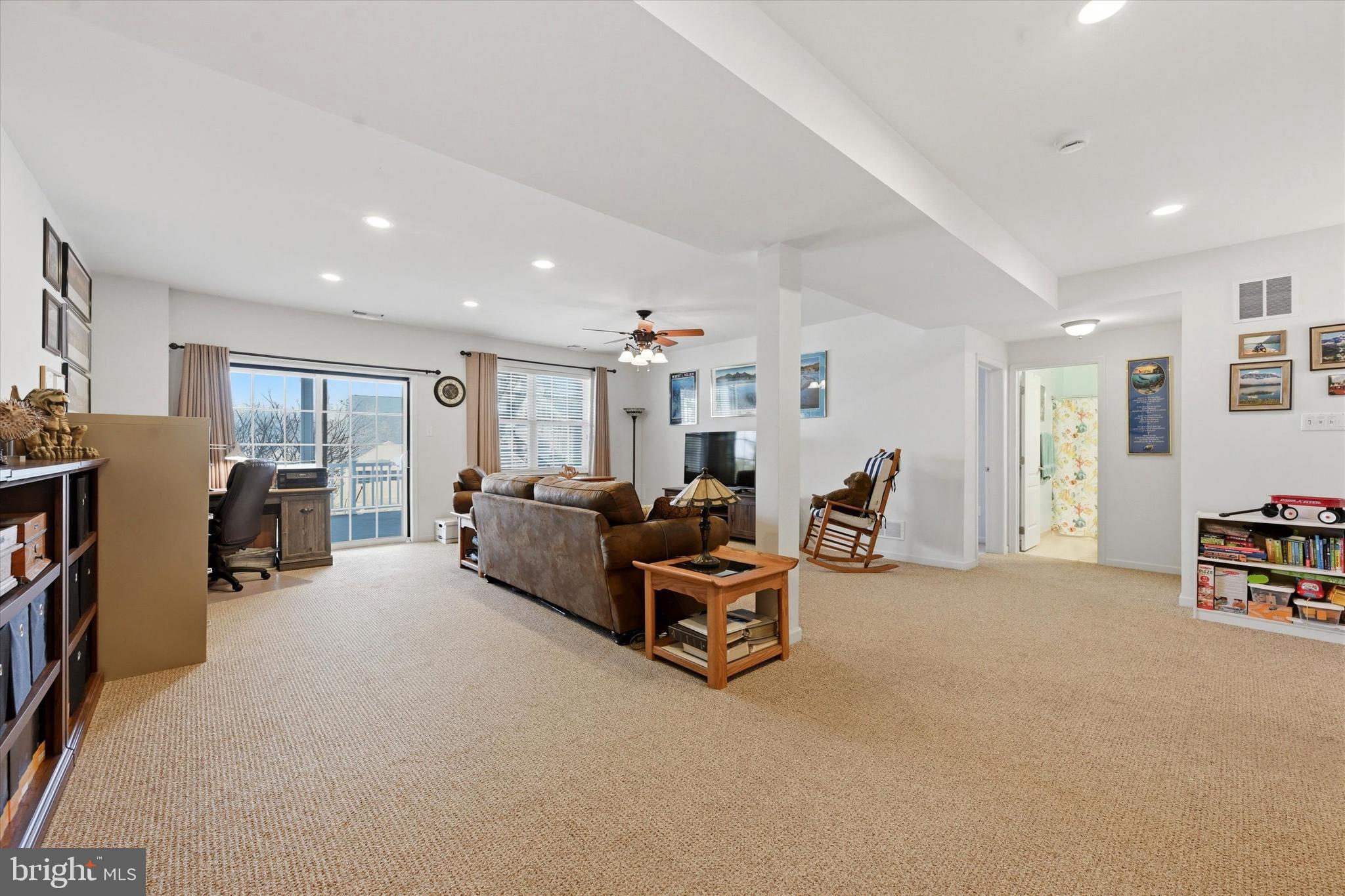 VILLAGES AT HILLVIEW - Residential