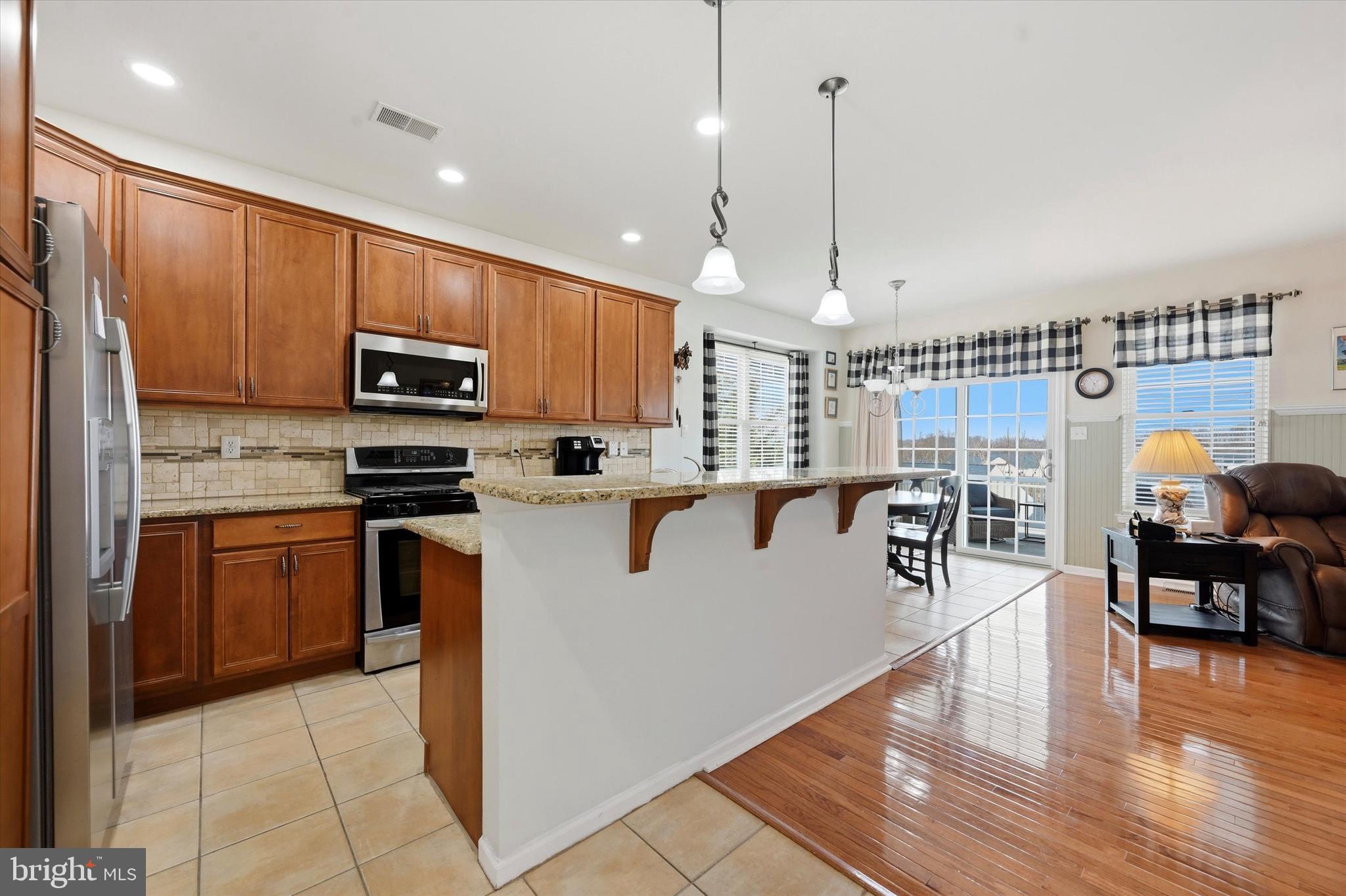 VILLAGES AT HILLVIEW - Residential