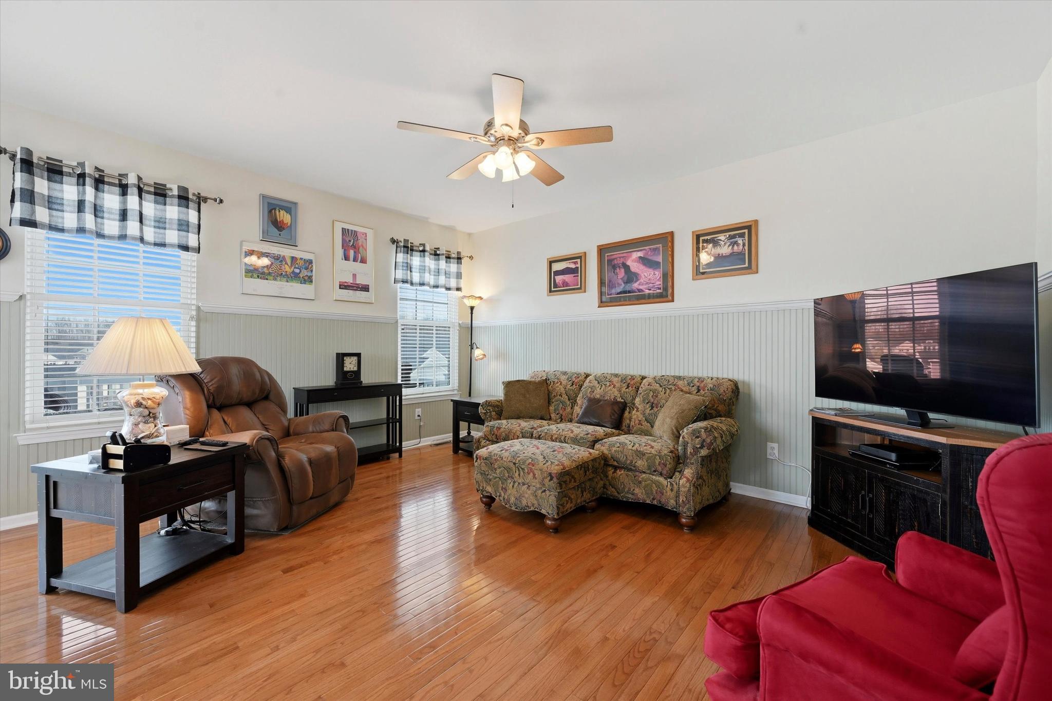 VILLAGES AT HILLVIEW - Residential