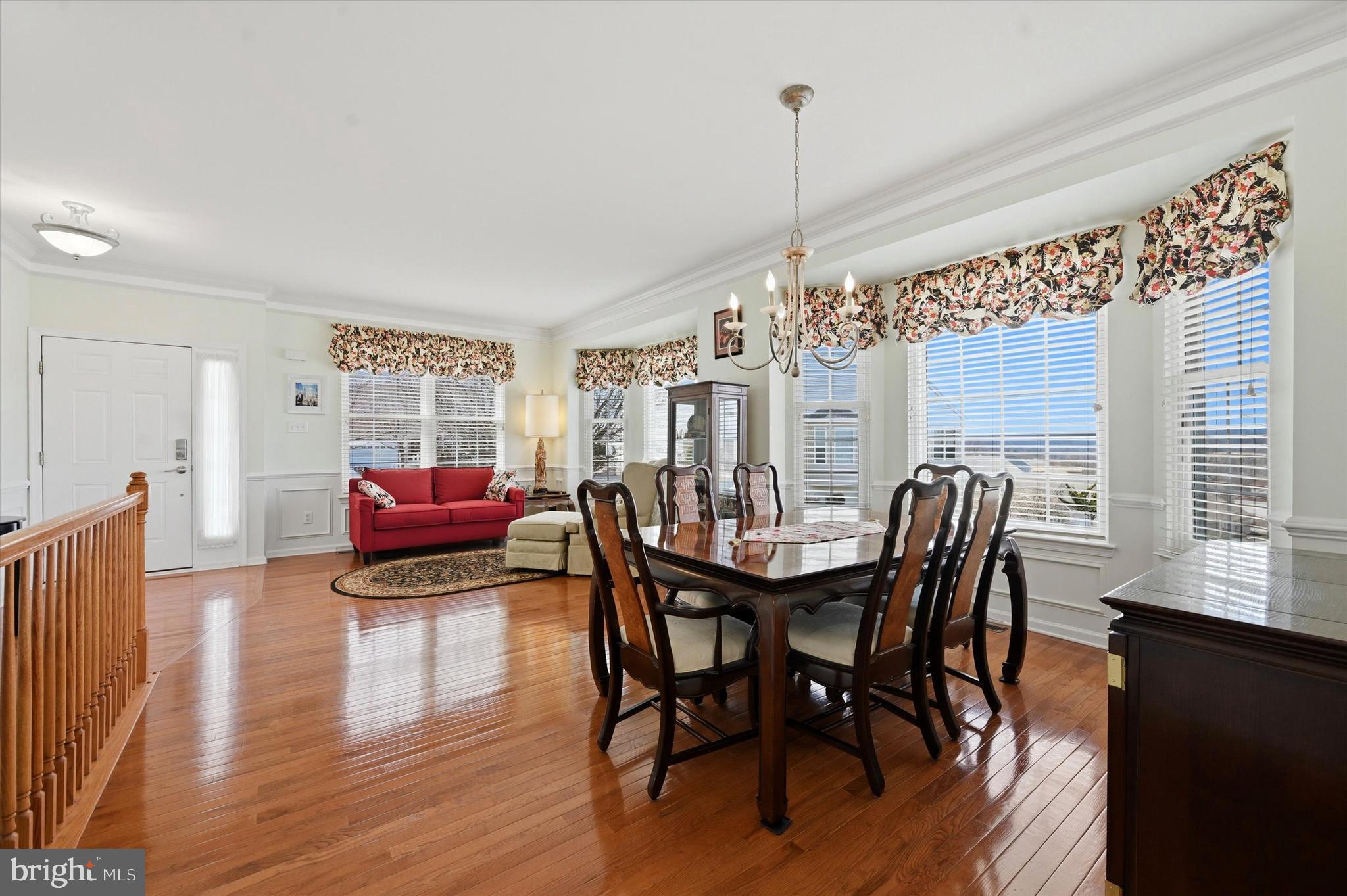 VILLAGES AT HILLVIEW - Residential