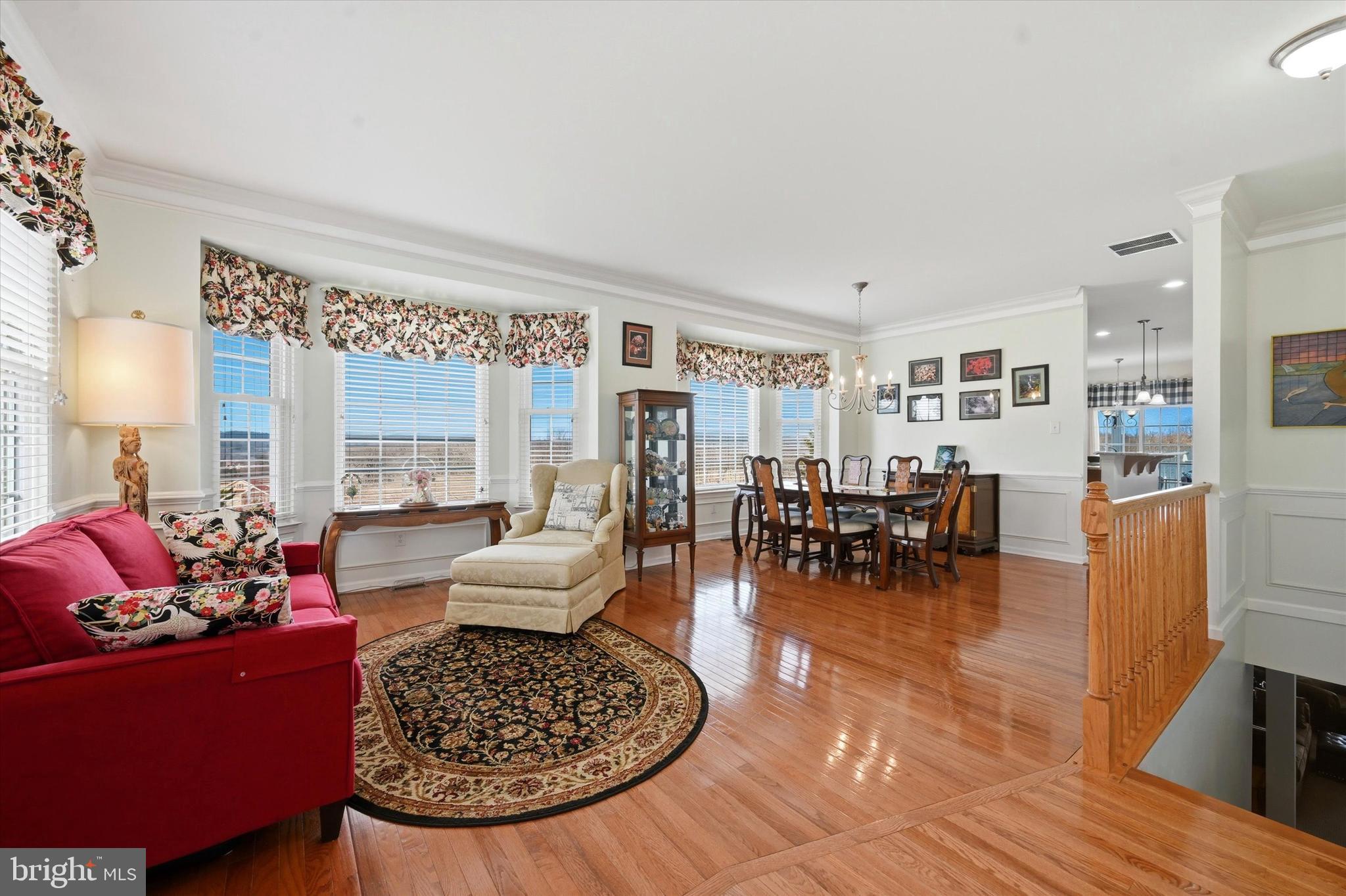 VILLAGES AT HILLVIEW - Residential