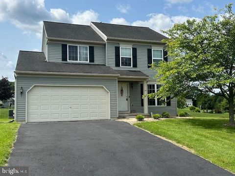 69 GEISINGER LANE LEWISTOWN PA 17044