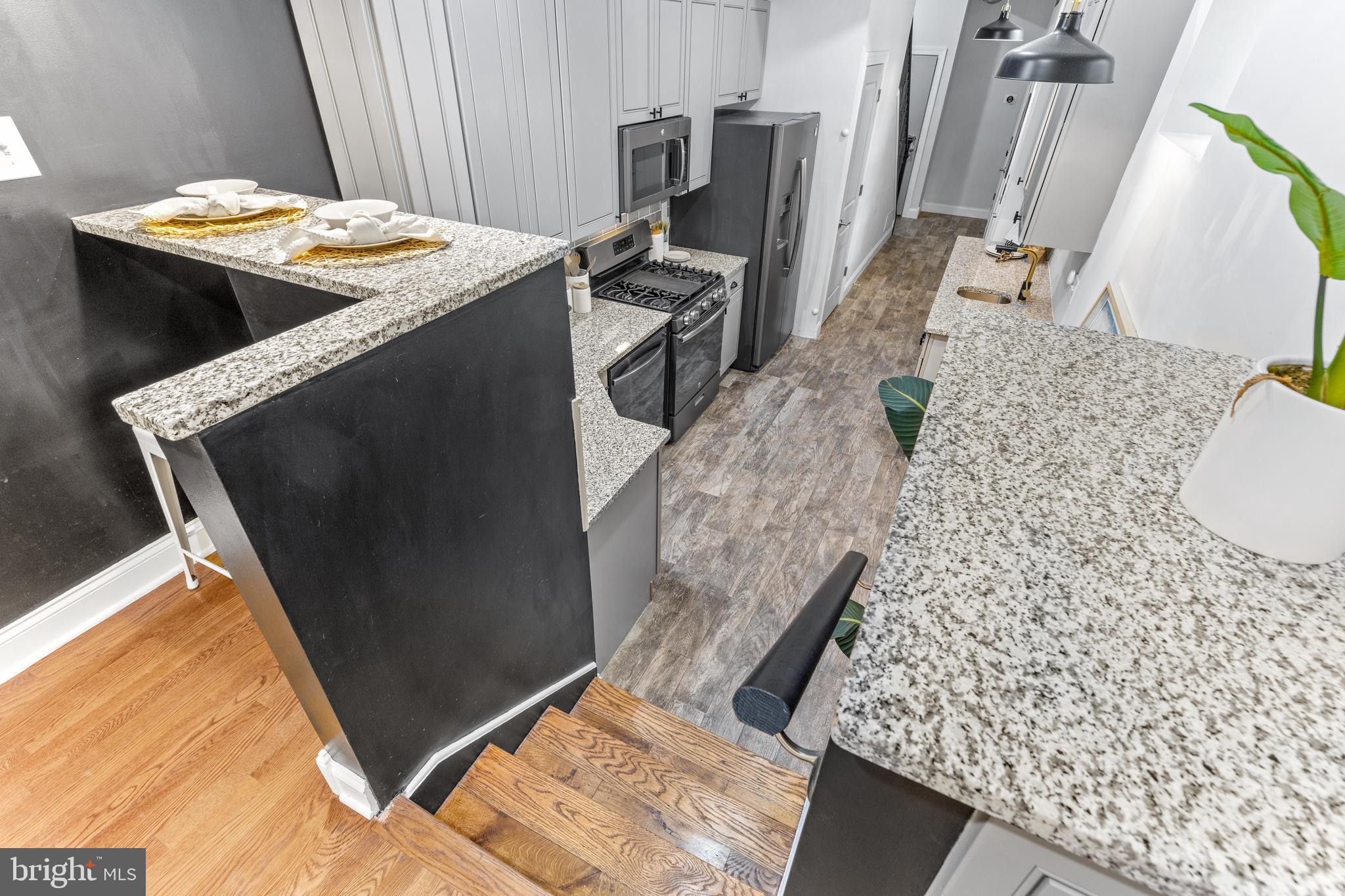 CANTON - Residential