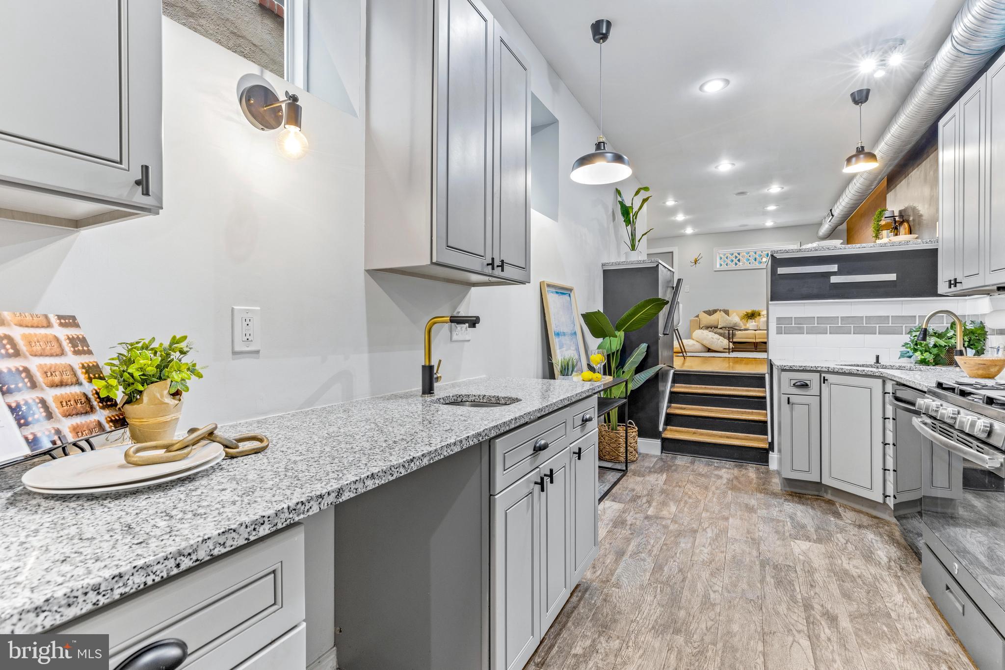 CANTON - Residential