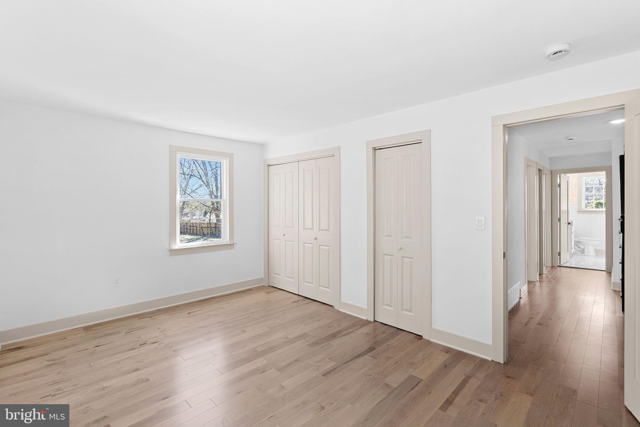 TOWN OF ROUND HILL - Residential