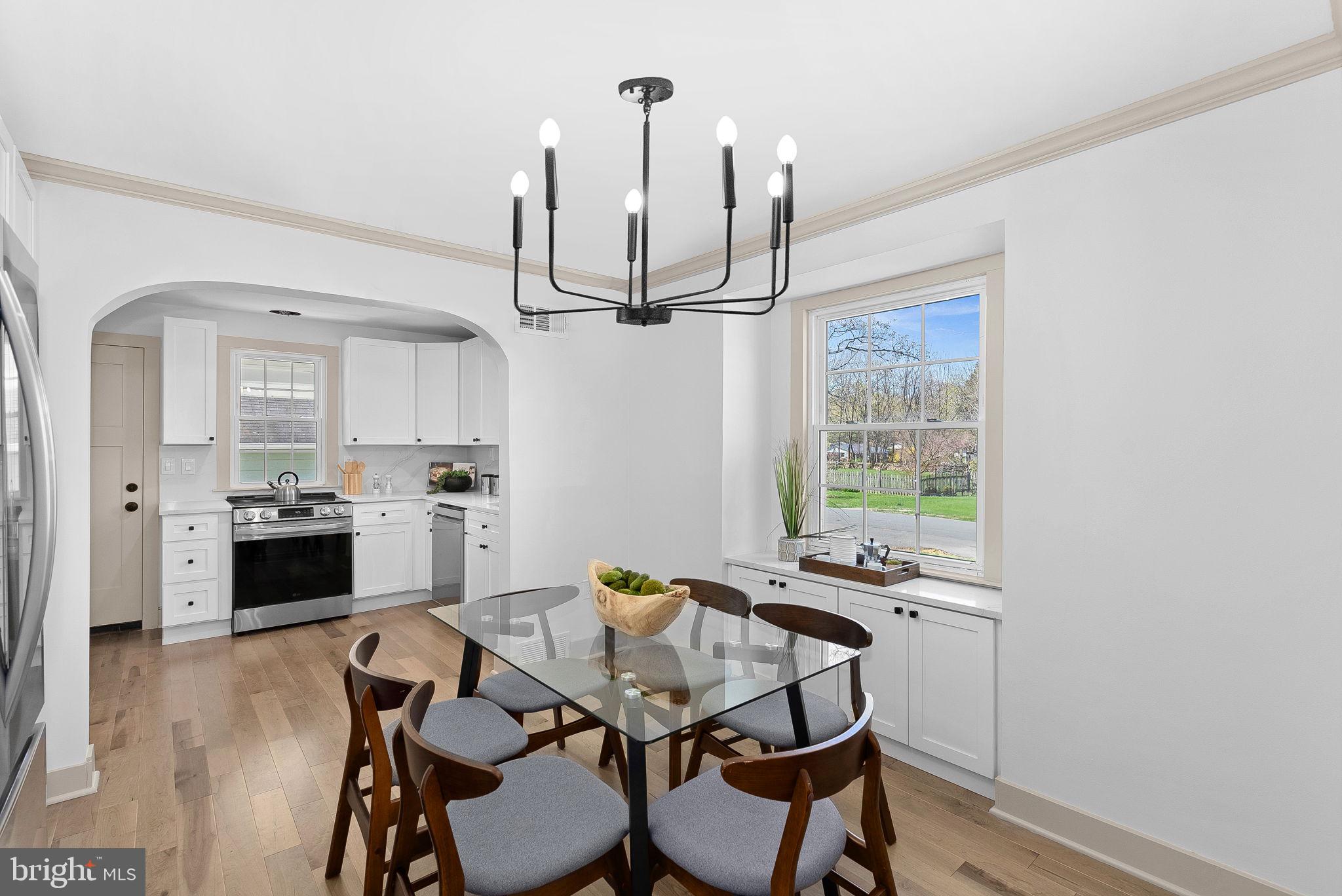 TOWN OF ROUND HILL - Residential