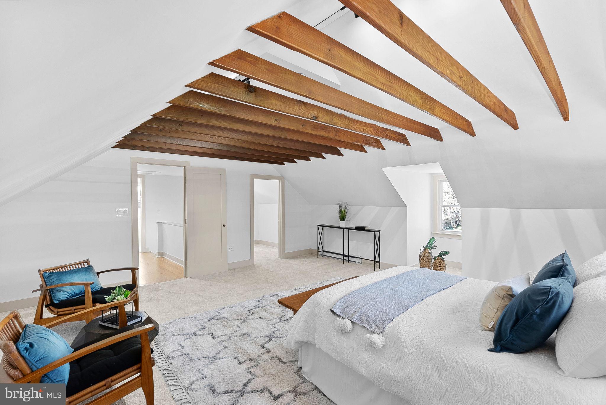 TOWN OF ROUND HILL - Residential