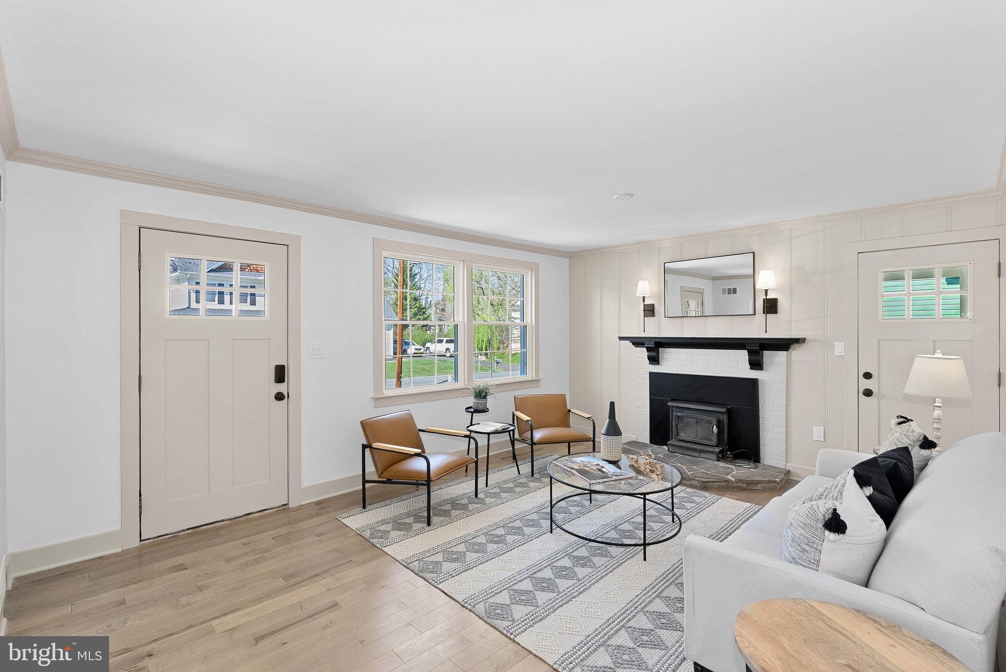 TOWN OF ROUND HILL - Residential