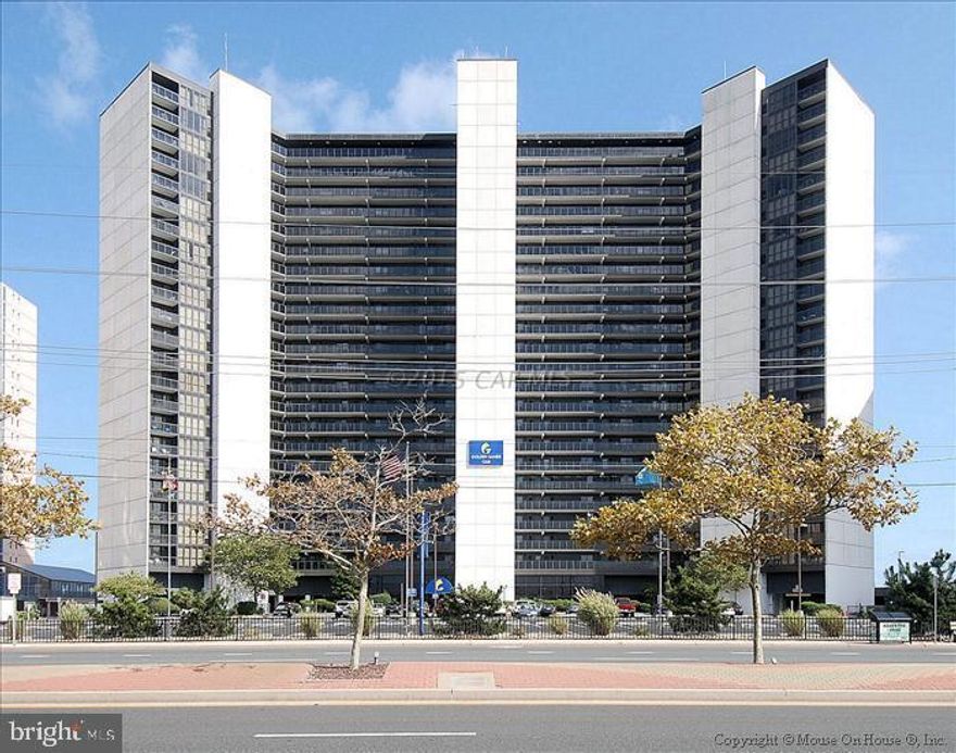 Direct Oceanfront, very nicely decorated one bedroom, one bath condominium, fully furnished with all modern appliances. Prime location for a beautiful oceanfront view. Private balcony, private parking. Owner has kept the unit in top condition. Built in rental clientele with over 18K in rental income, the past 14 years. Golden Sands offers indoor/outdoor pools, tennis, volleyball, security. Priced to sell!