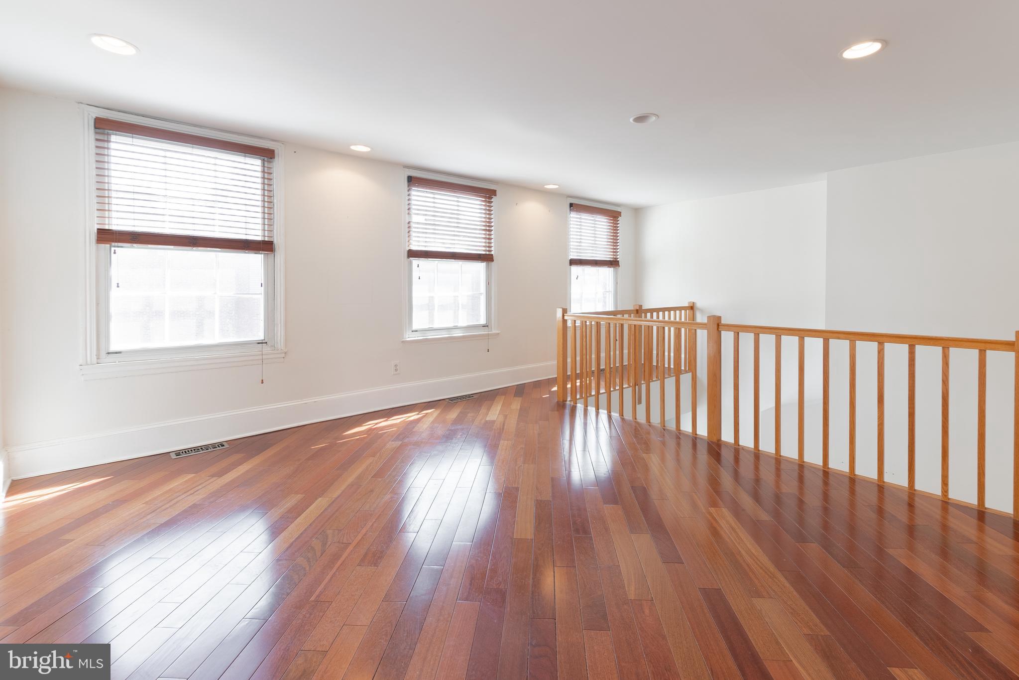 WASHINGTON SQ WEST - Residential Lease