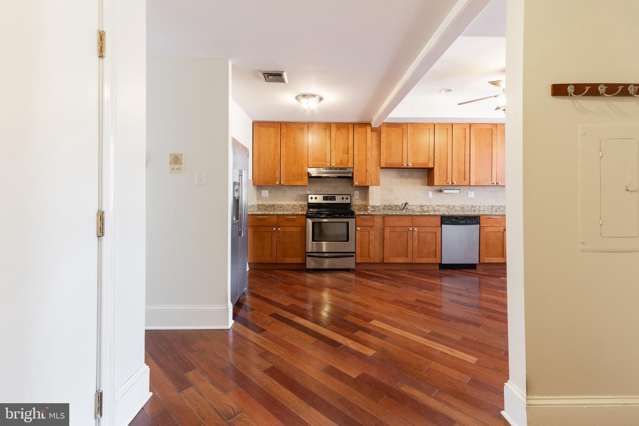 WASHINGTON SQ WEST - Residential Lease