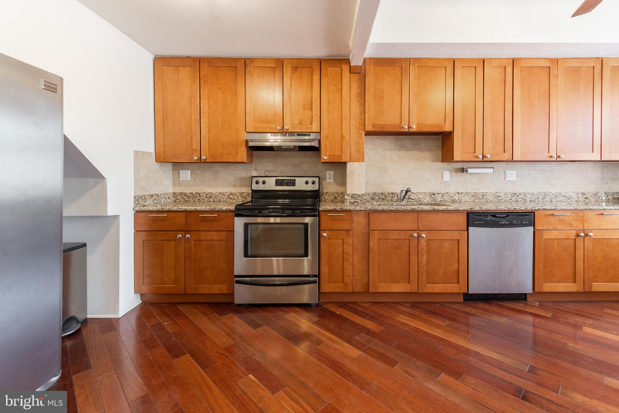 WASHINGTON SQ WEST - Residential Lease