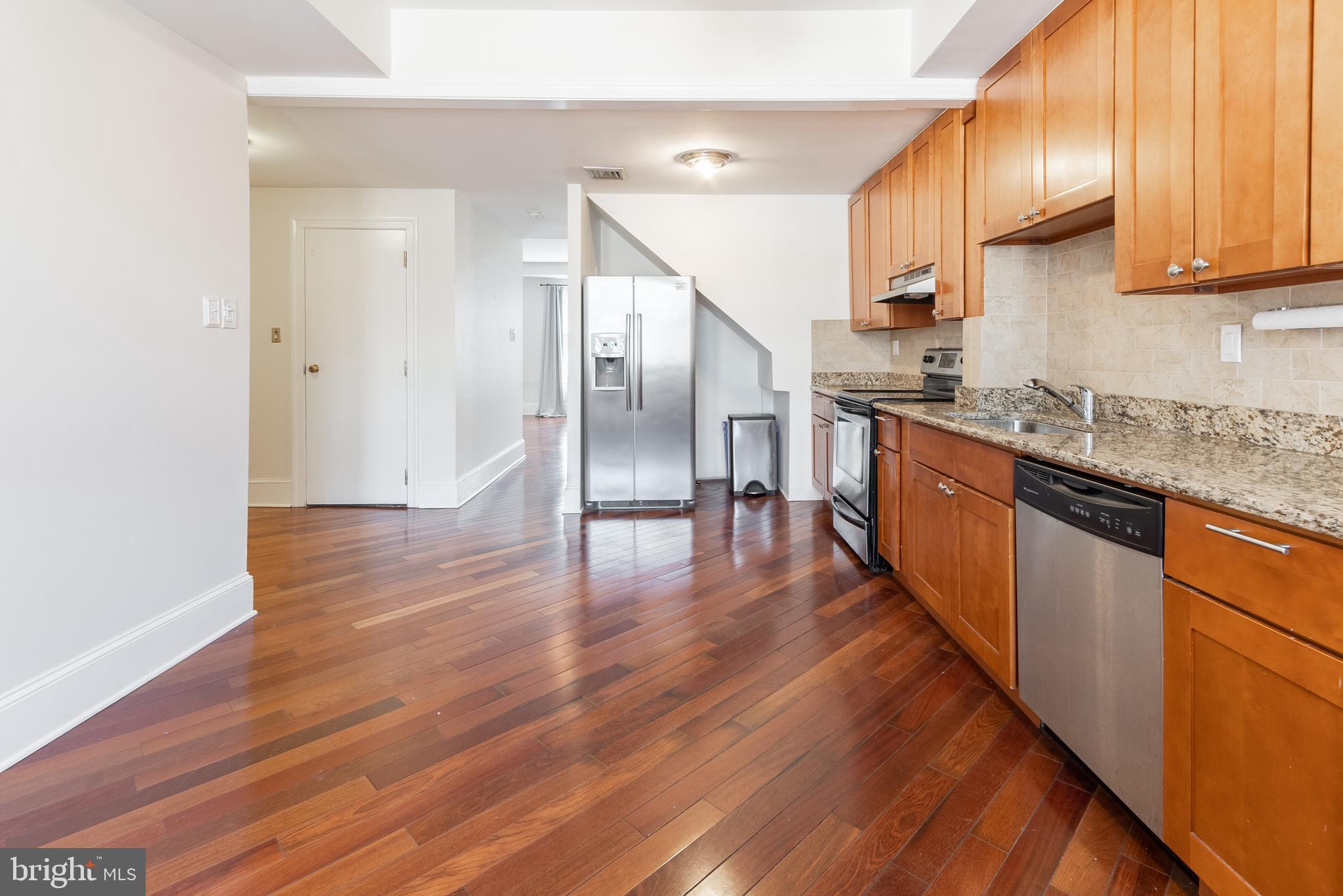 WASHINGTON SQ WEST - Residential Lease