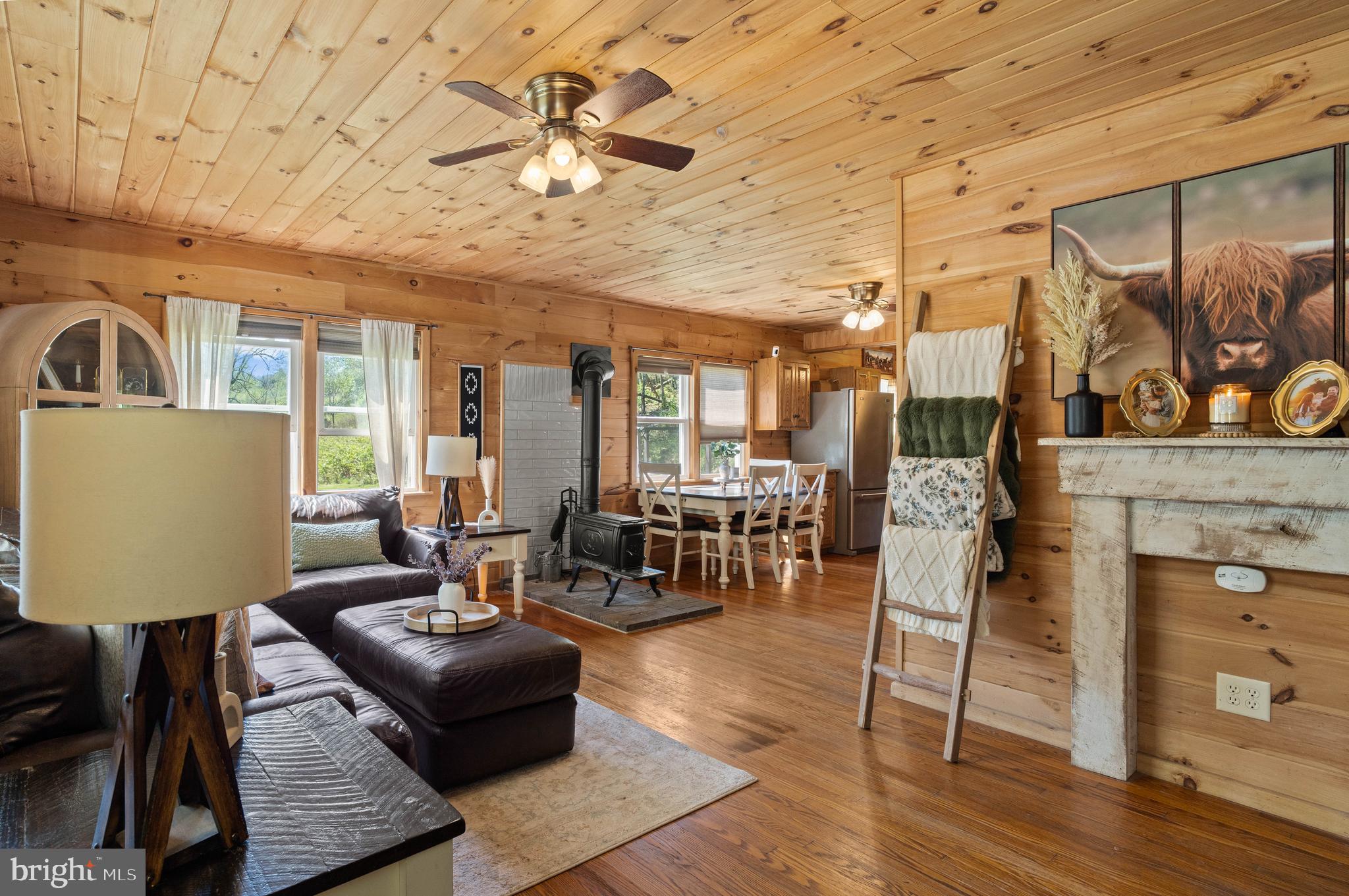 5524 BUCK RUN ROAD