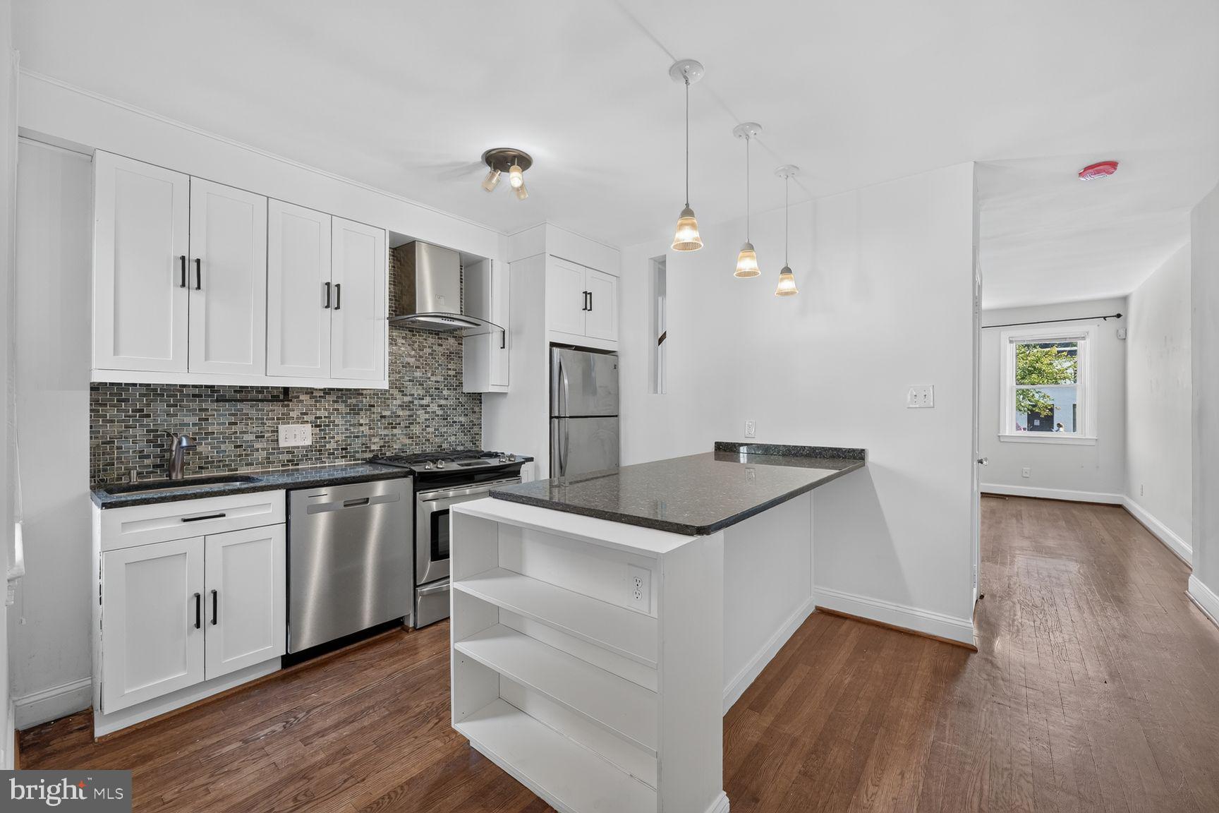 1204 ORONOCO STREET