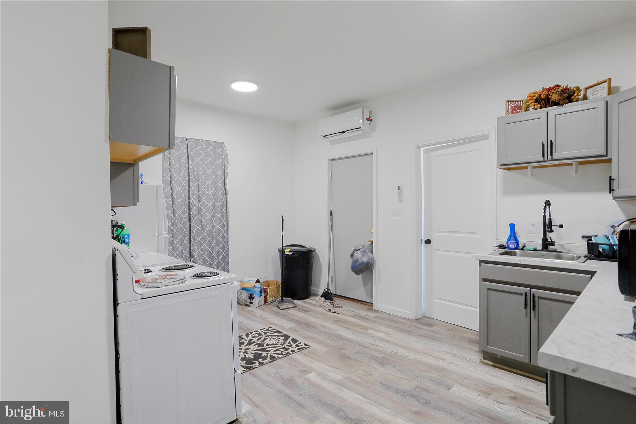 NORTH END - Residential Income