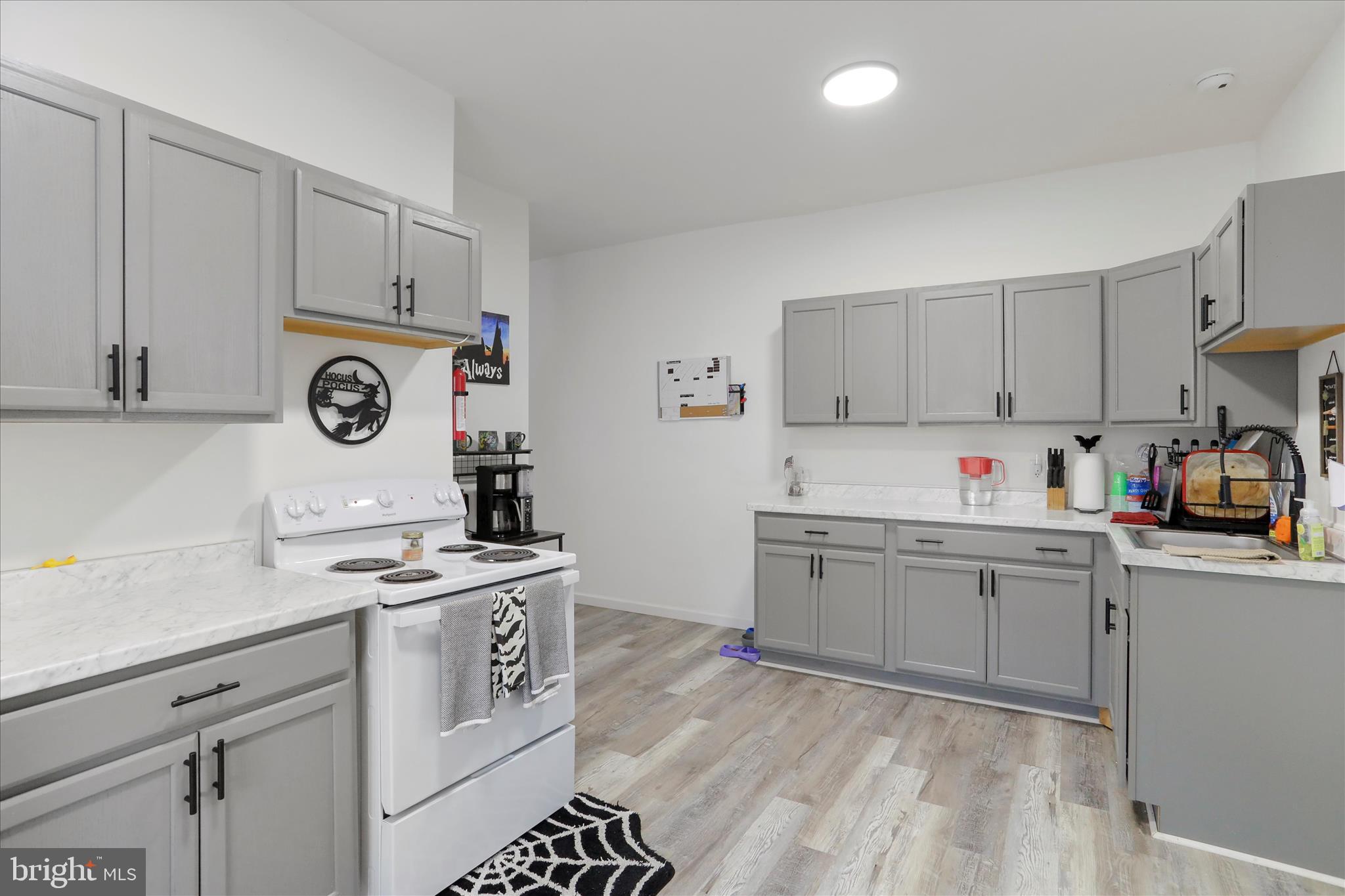 NORTH END - Residential Income