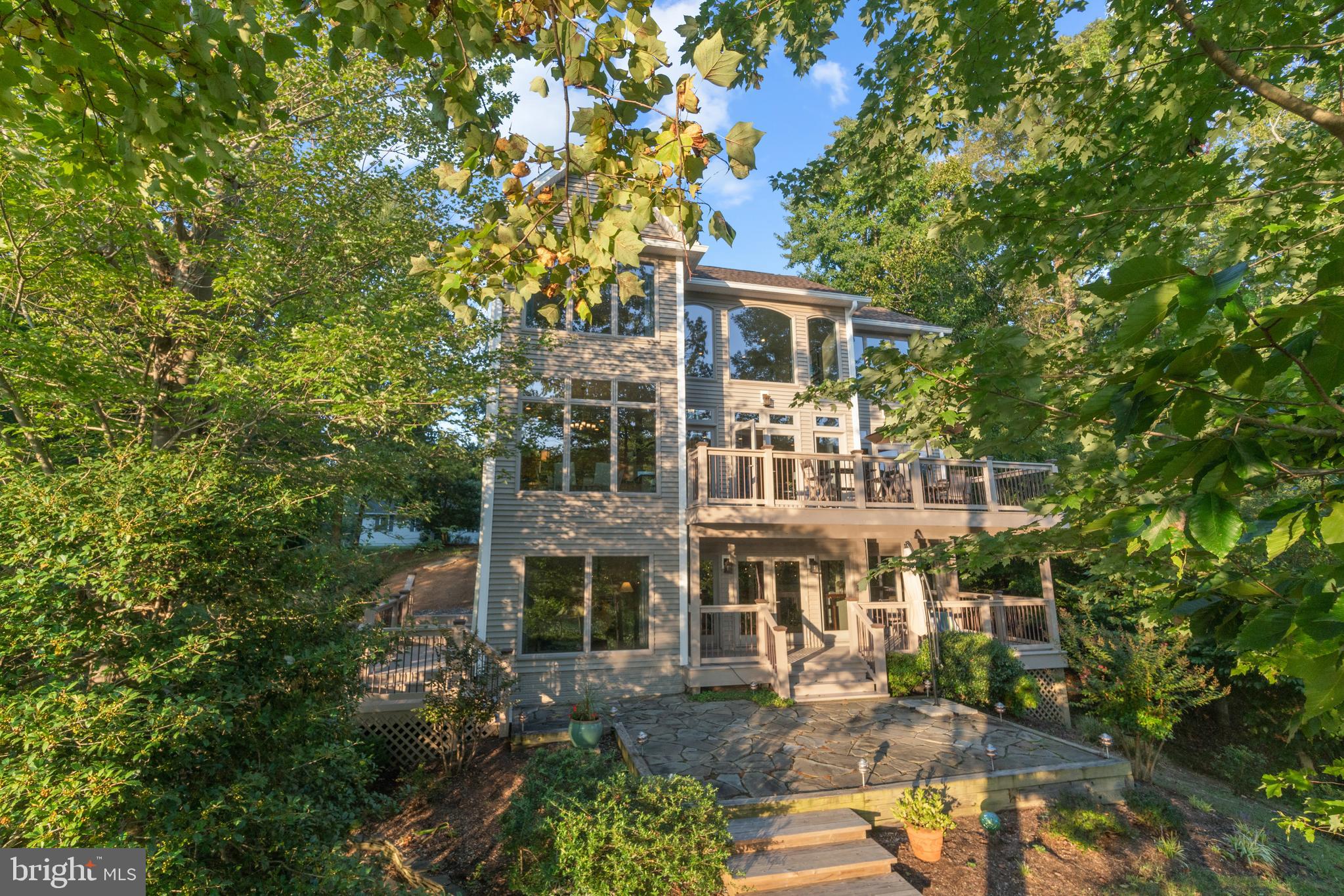 STRATFORD HARBOUR - Residential