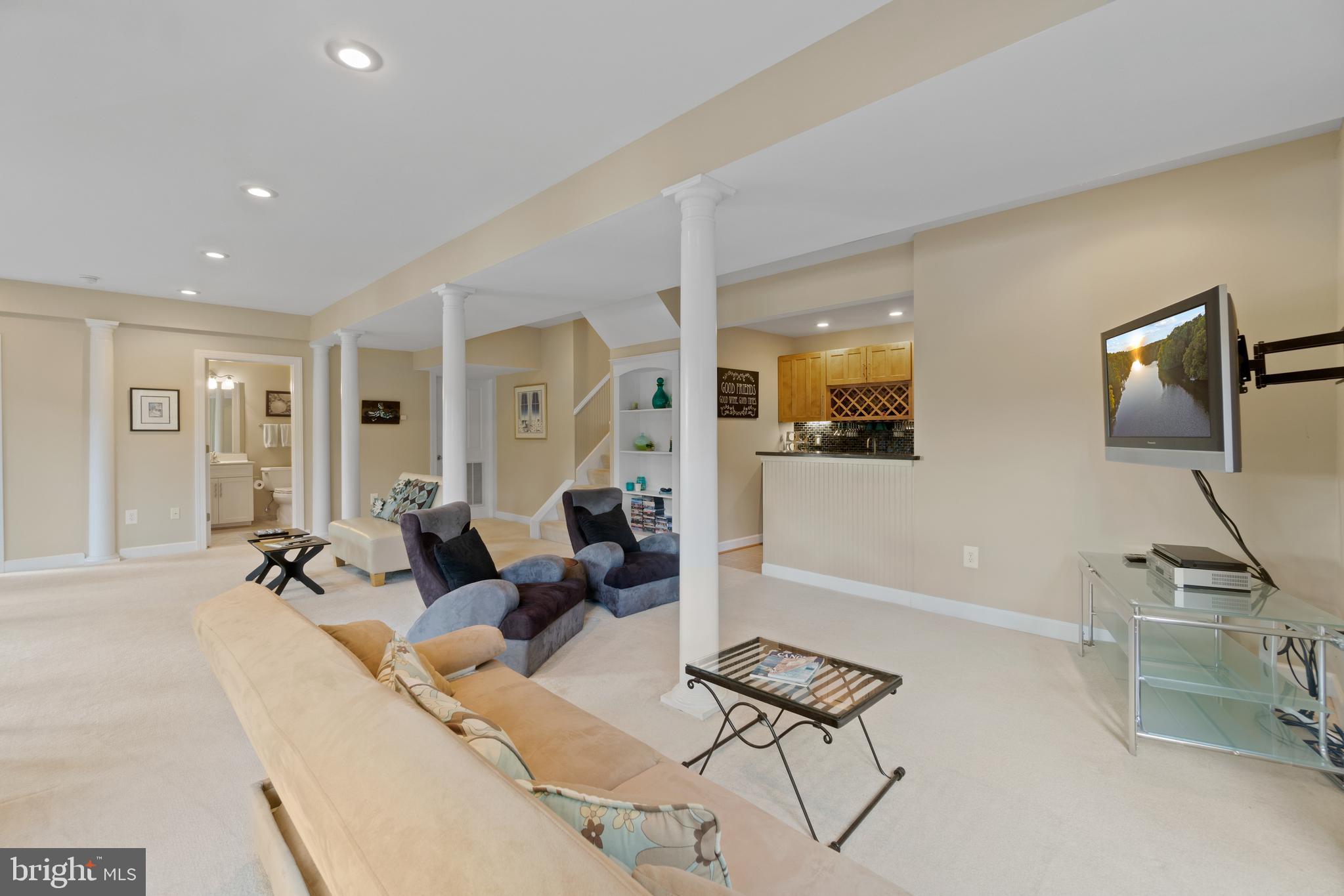 STRATFORD HARBOUR - Residential