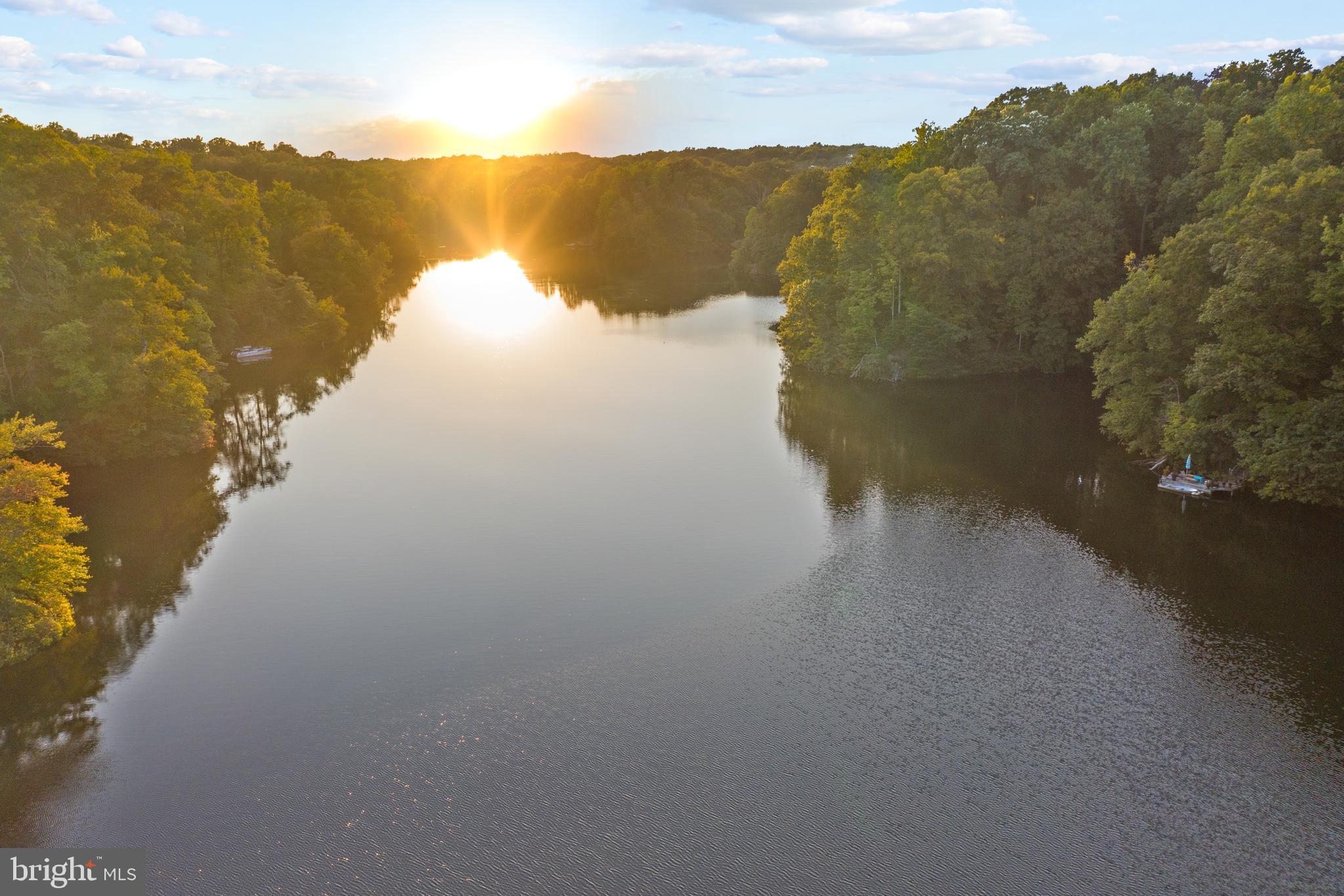 STRATFORD HARBOUR - Residential