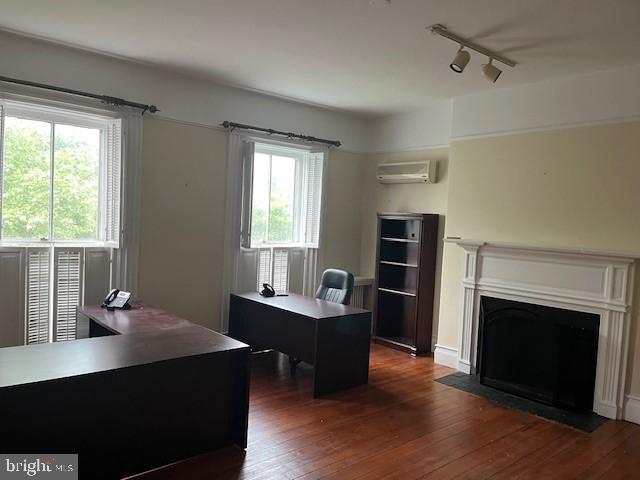 112 N CAMERON STREET