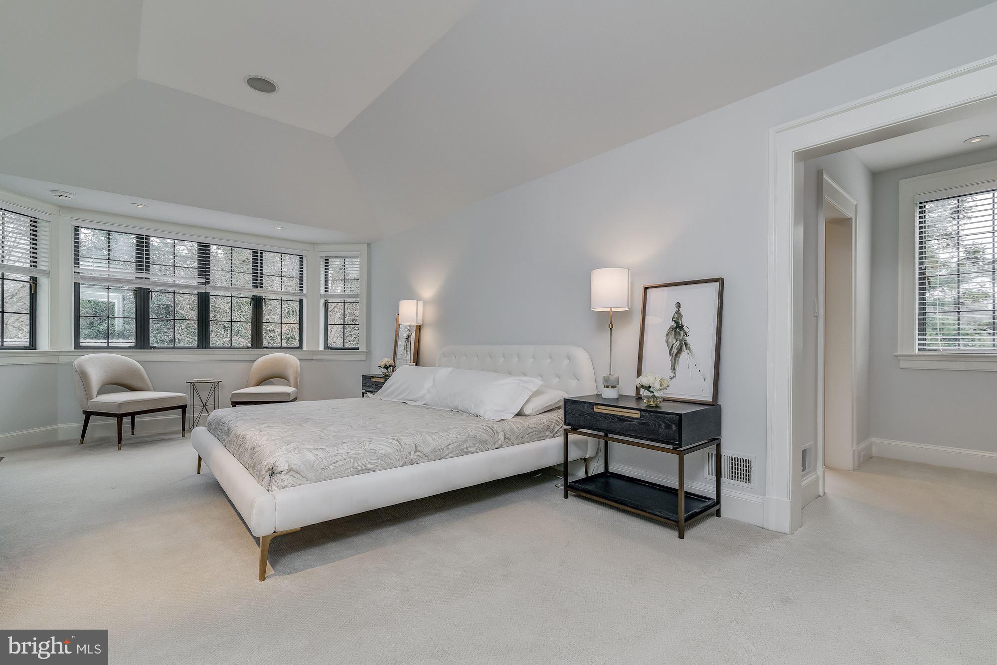 SPRING VALLEY - Residential